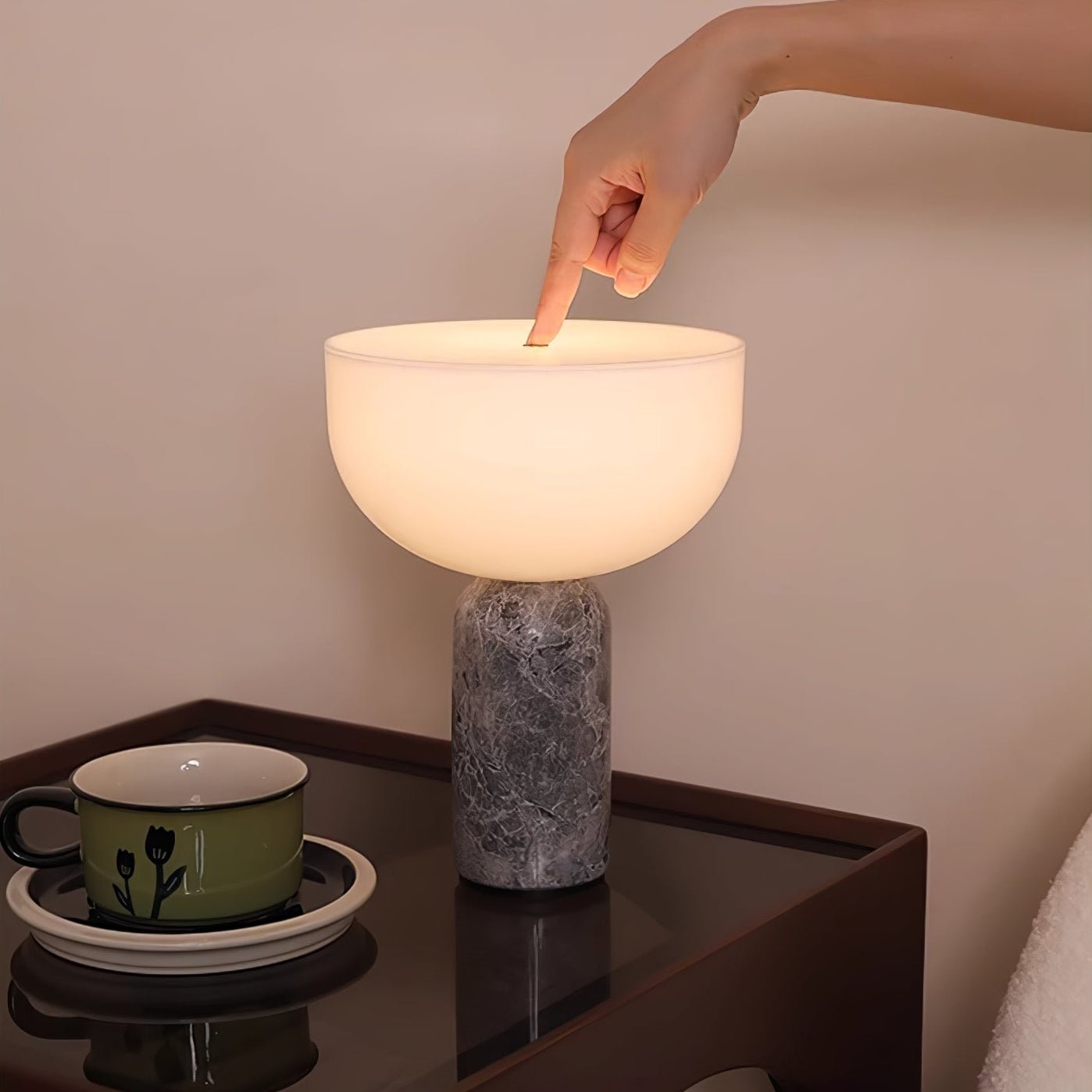 Vicky Minimalist Marble Table Lamp-Neutral Decor