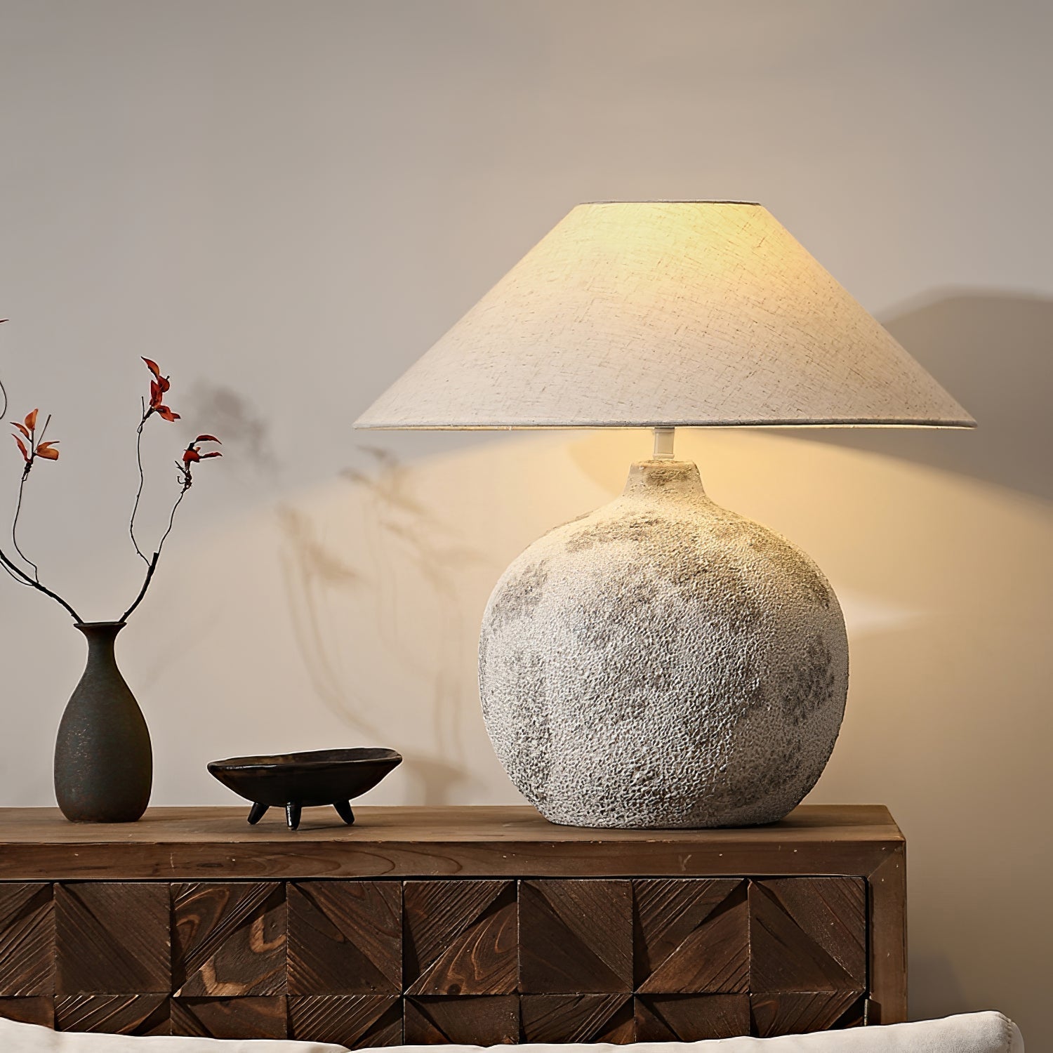 Riona Natural Fabric Ceramics Table Lamp-Neutral Decor