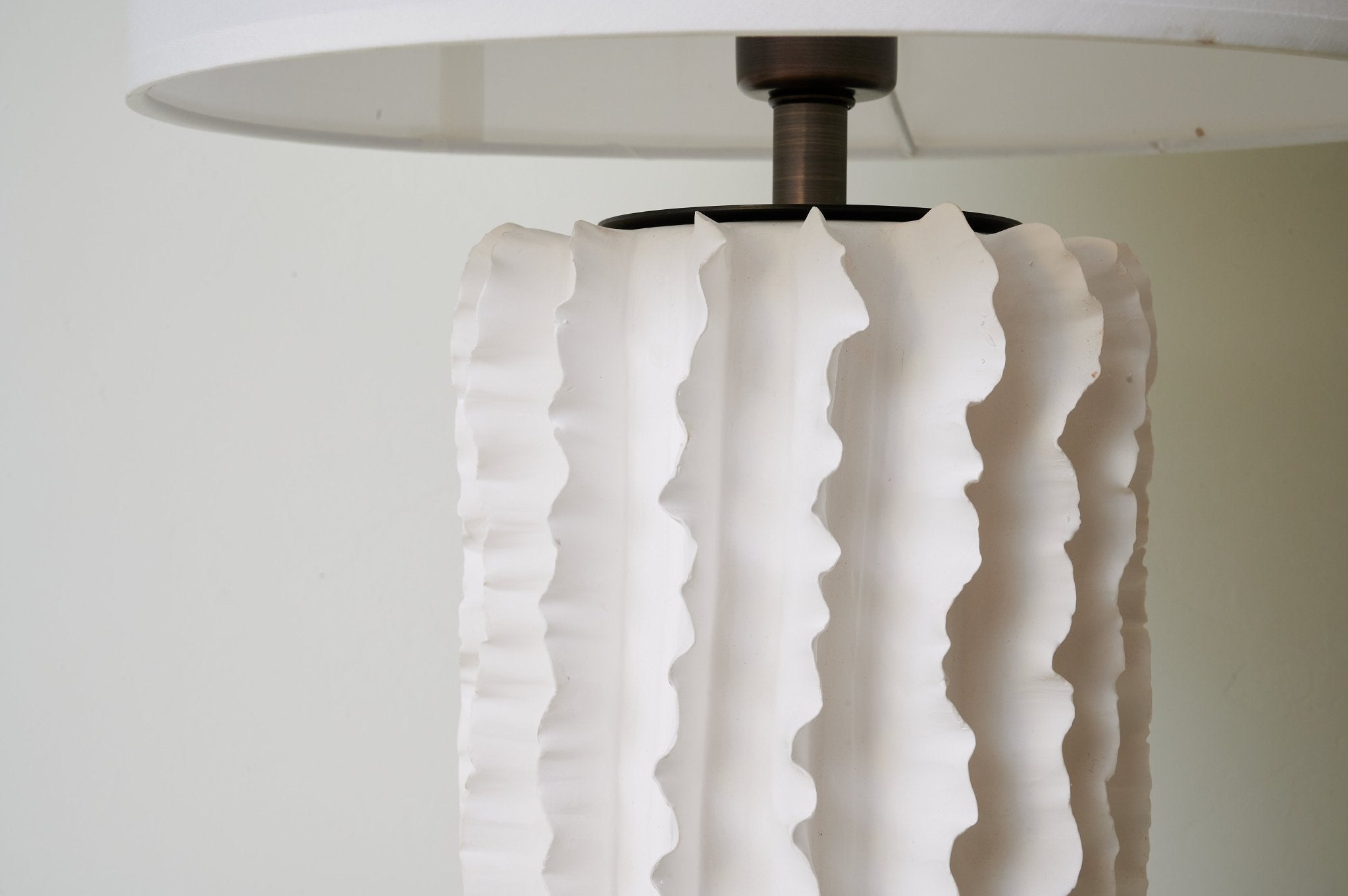 Evelyn Minimalist Ceramics Table Lamp-Neutral Decor