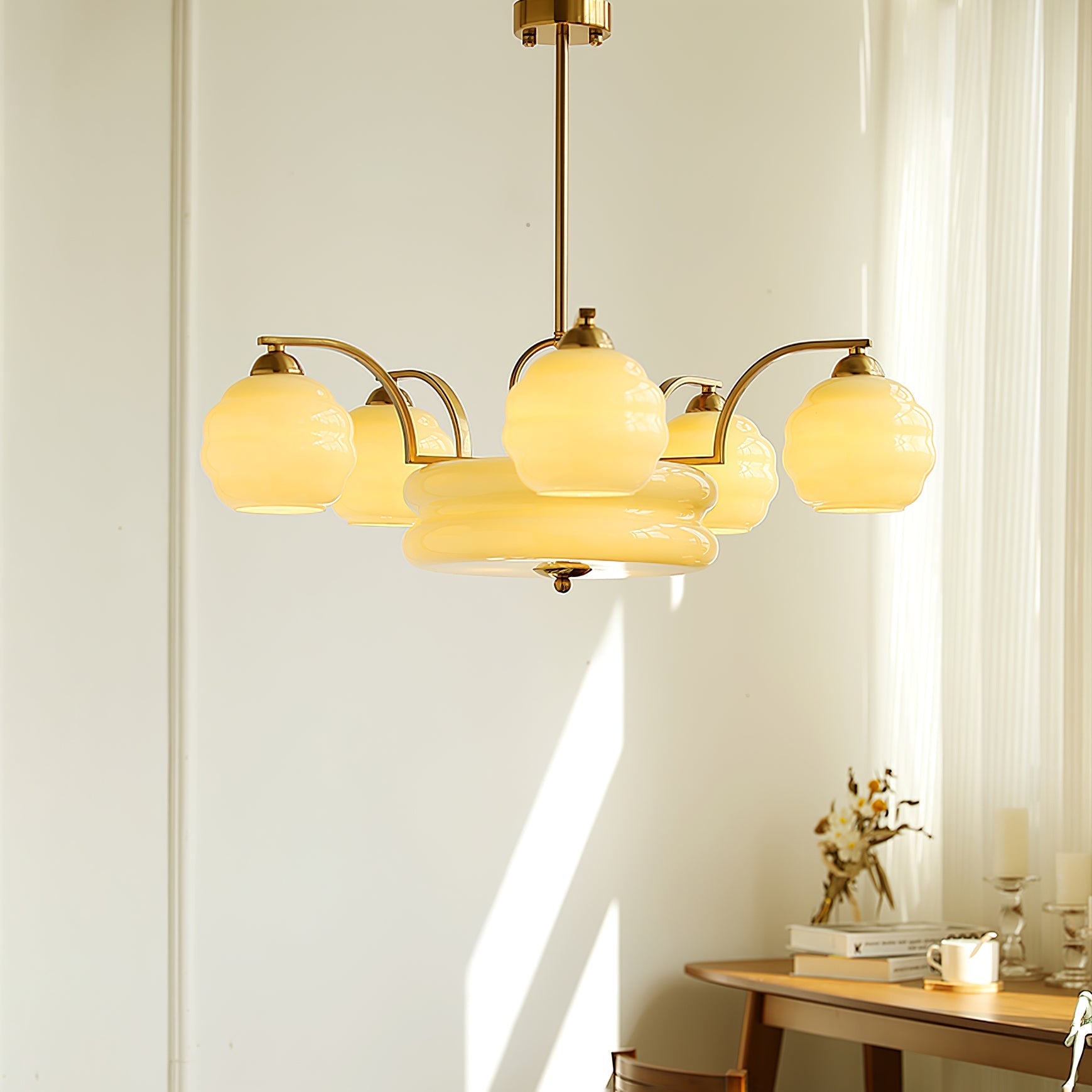 Lustra Chandelier Art Deco Vintage Gold Glass Shades-Neutral Decor