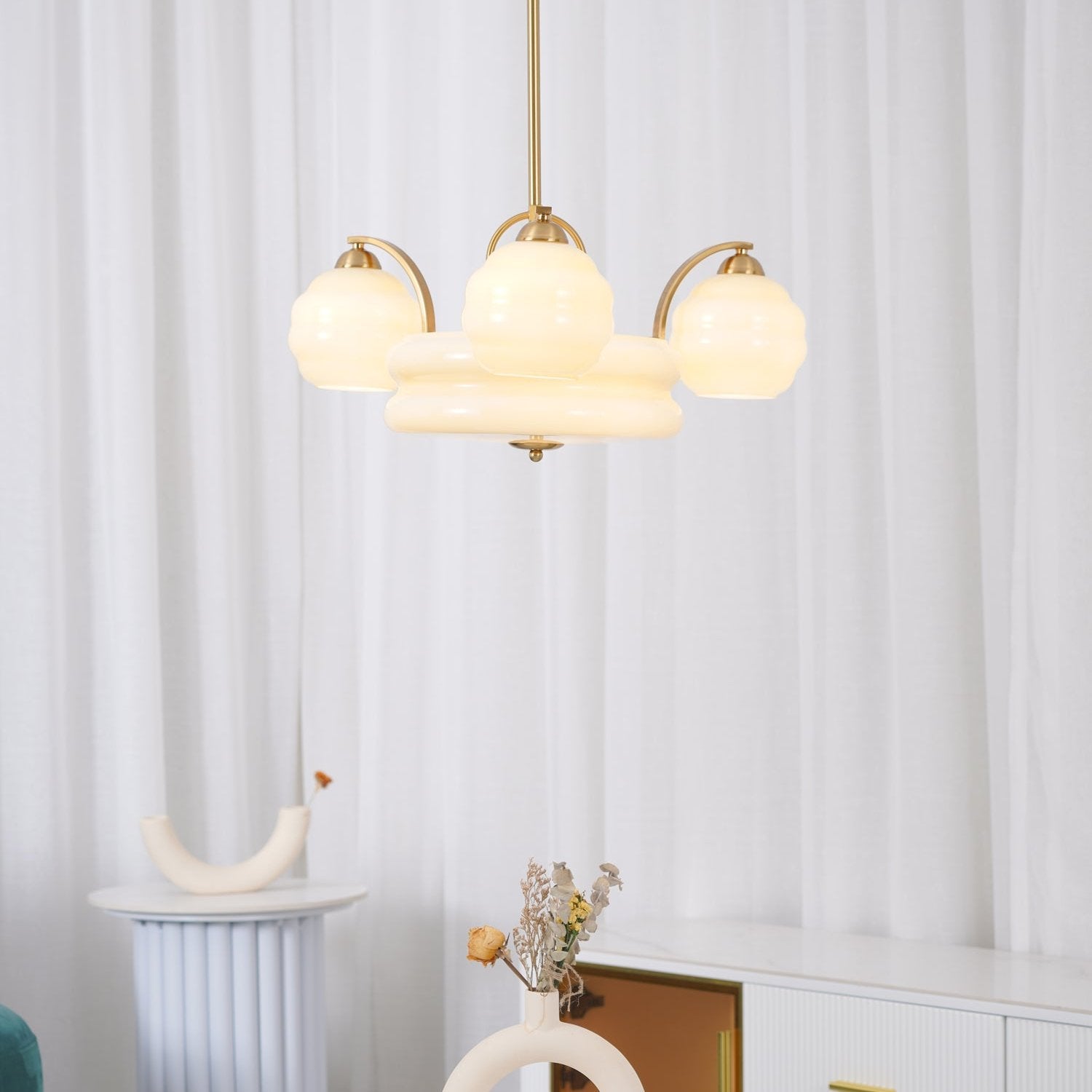 Lustra Chandelier Art Deco Vintage Gold Glass Shades-Neutral Decor
