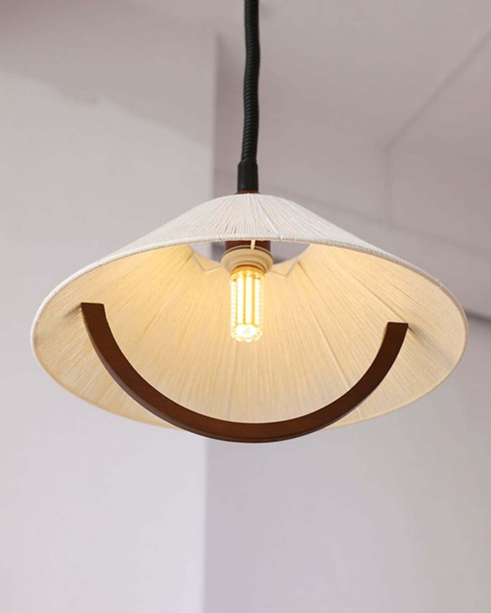 Syraeen Premium Nordic Art Wood Pendant Lamp-Neutral Decor