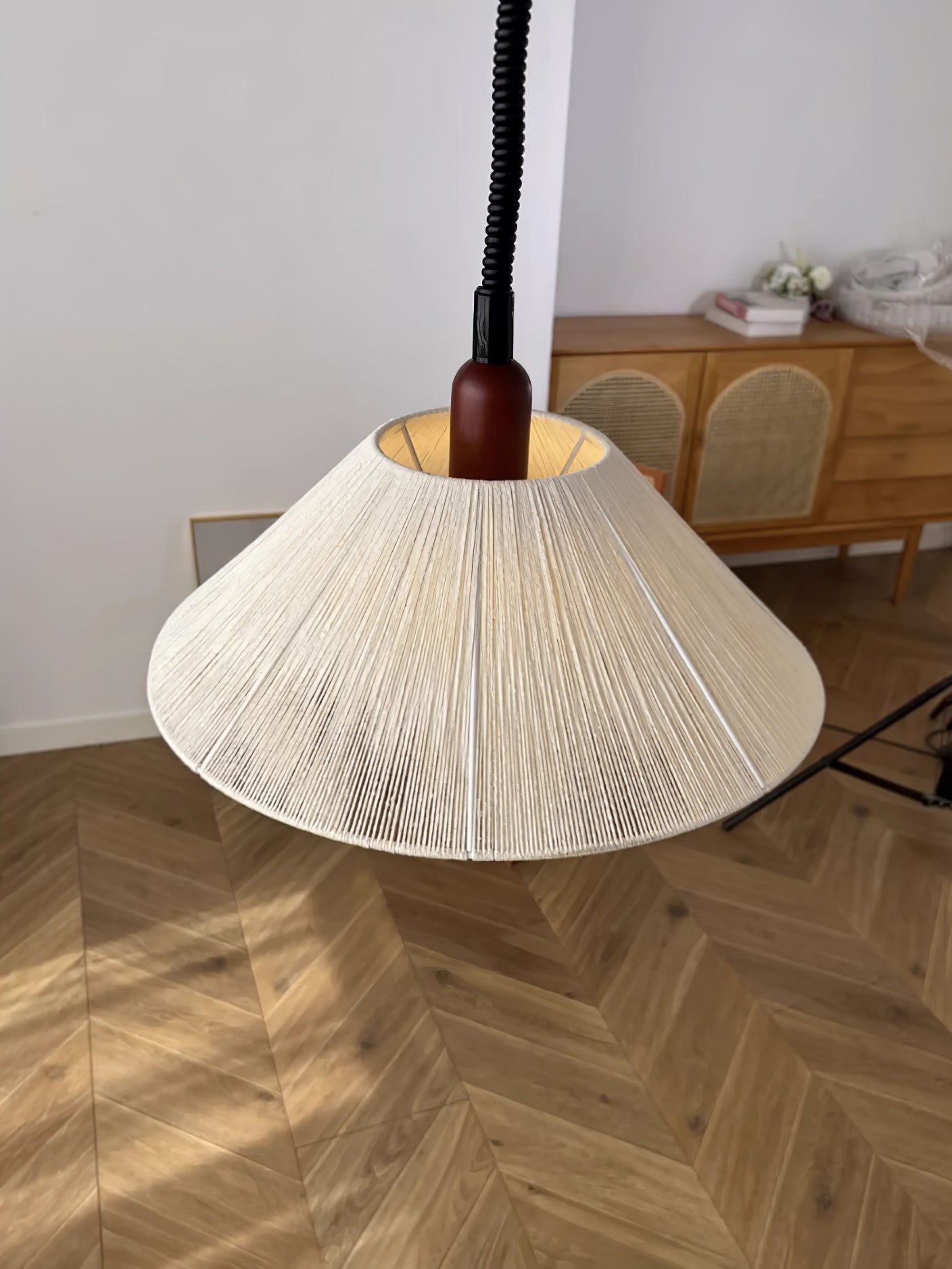 Syraeen Premium Nordic Art Wood Pendant Lamp-Neutral Decor