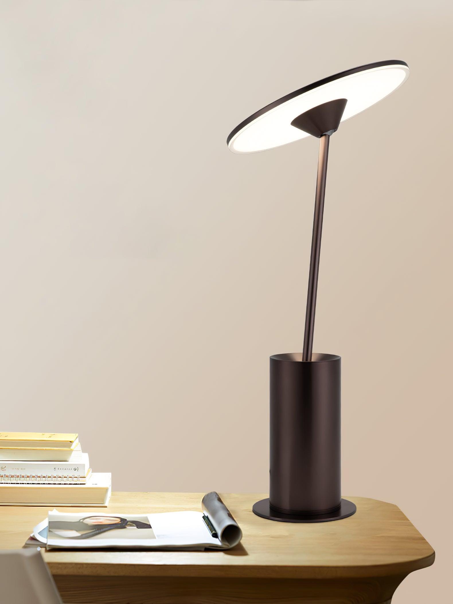 Pith Steel Minimalist Table Lamp-Neutral Decor