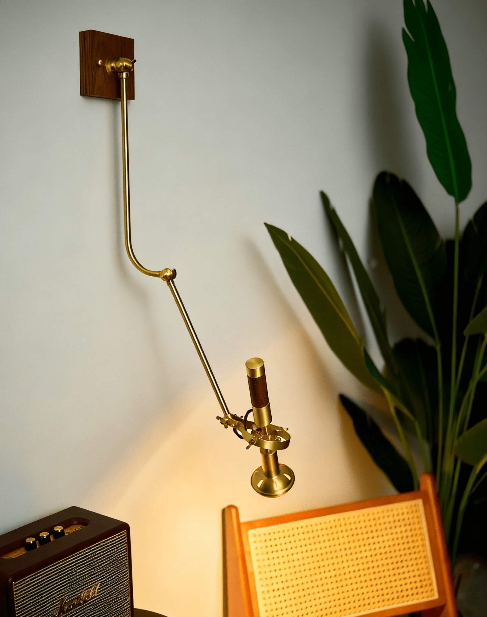 Nisryn Wall Light-Neutral Decor