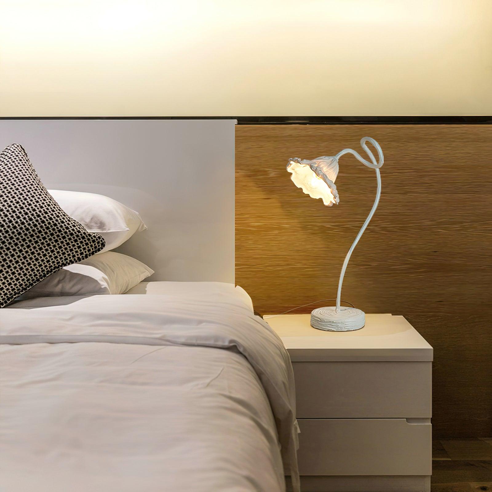 Nexo Resin Table Lamp-Neutral Decor