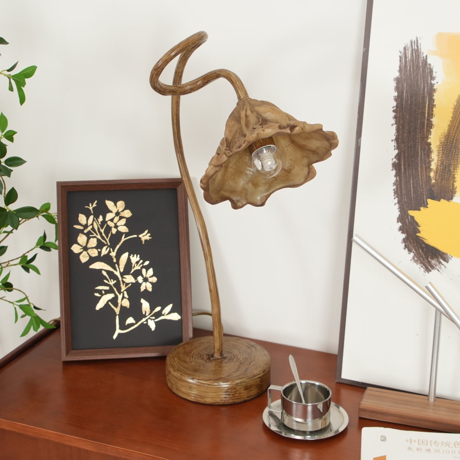 Nexo Resin Table Lamp-Neutral Decor