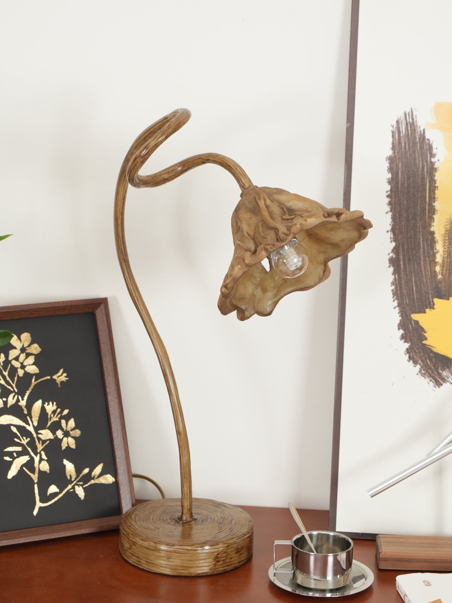 Nexo Resin Table Lamp-Neutral Decor