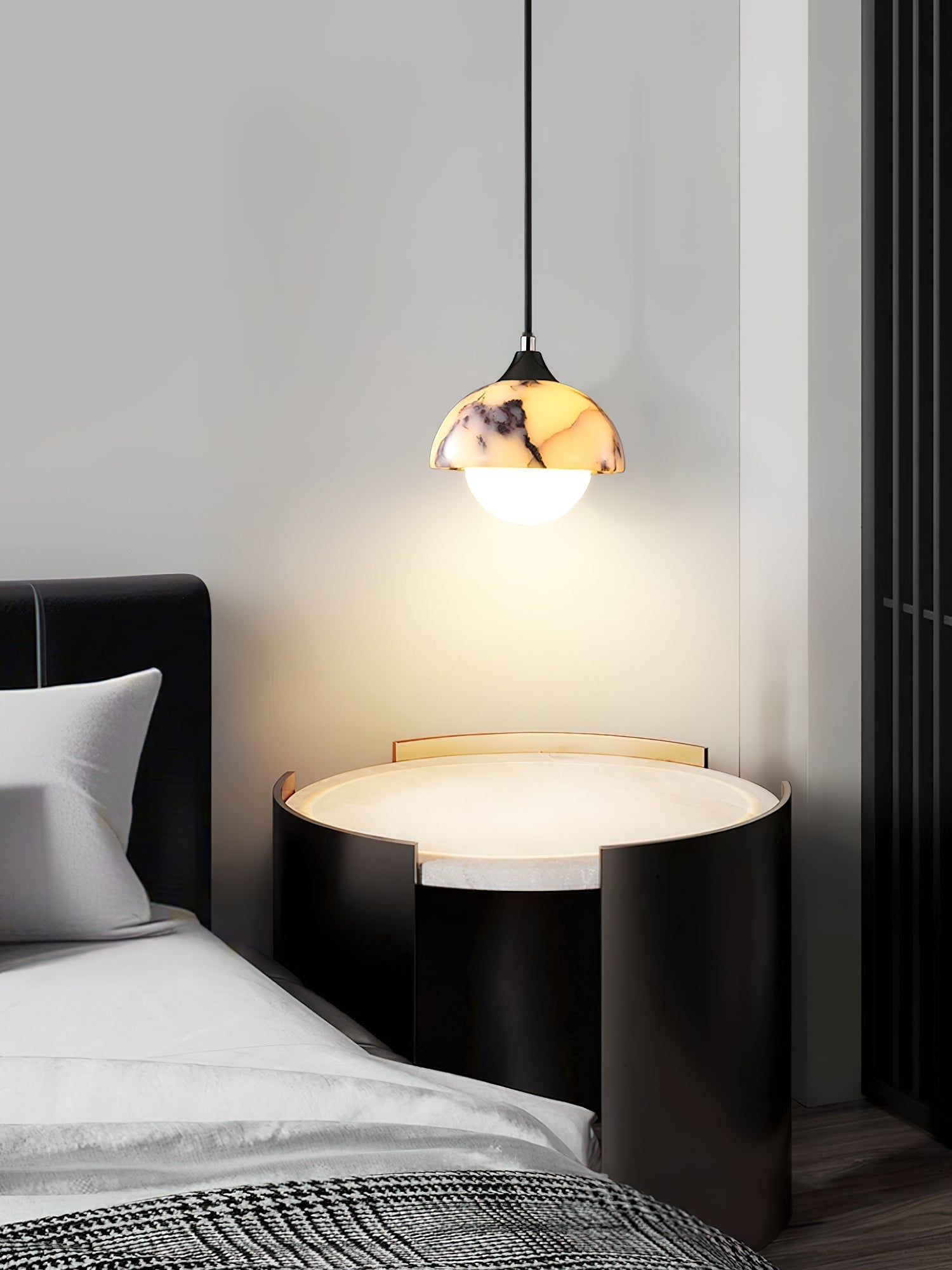 Liora Marble Pendant Lamp
