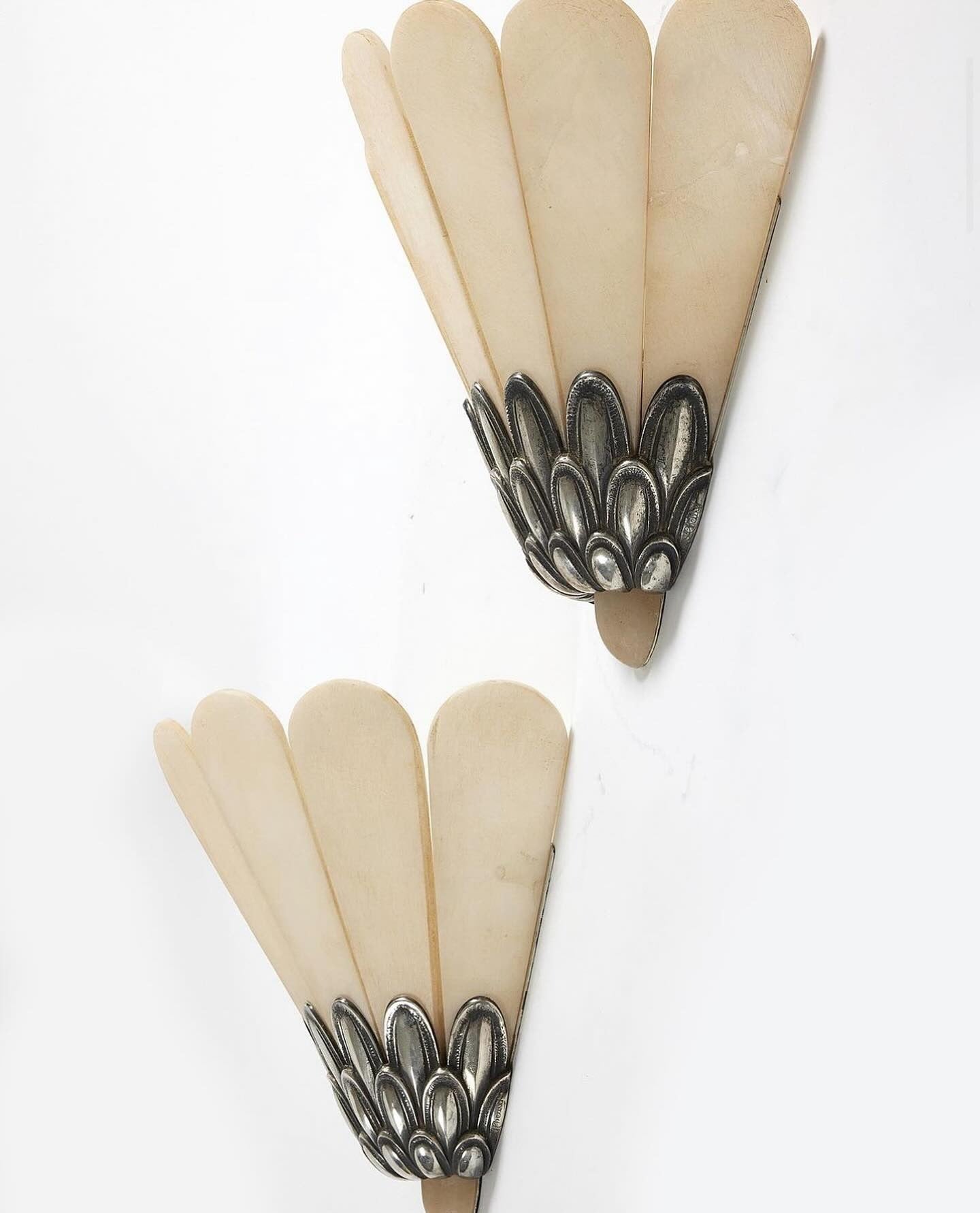 Marbe Vintage Alabaster Petal Wall Lamp-Neutral Decor