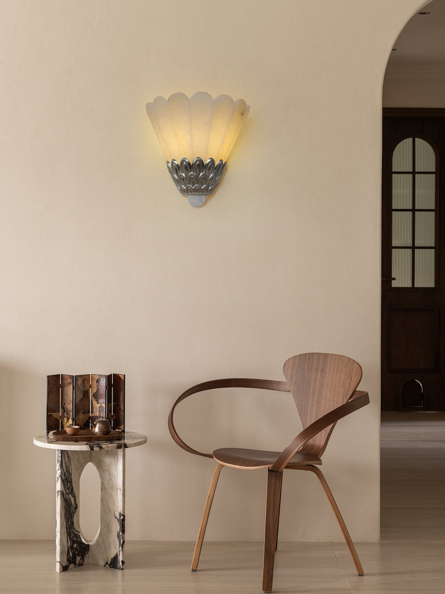 Marbe Vintage Alabaster Petal Wall Lamp-Neutral Decor