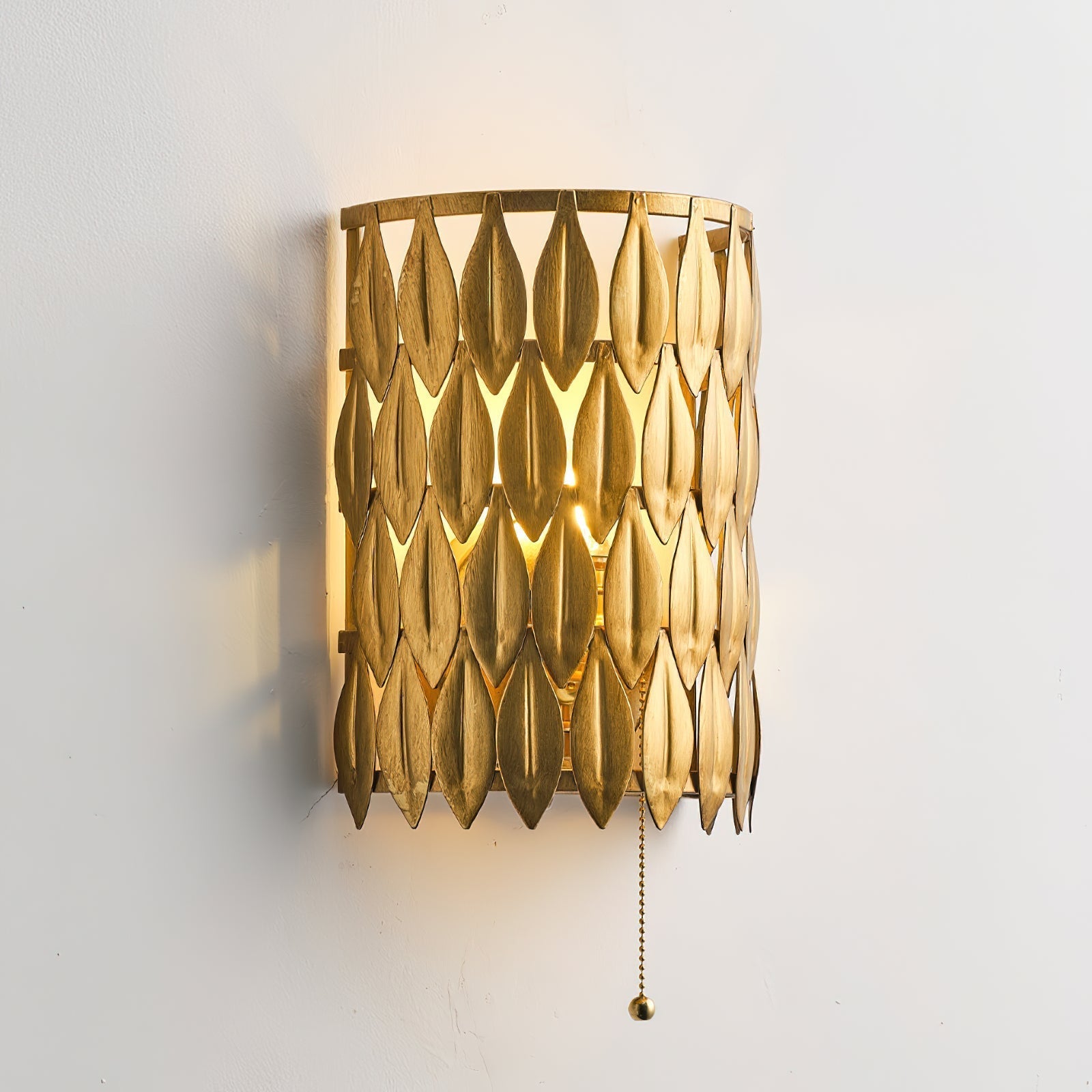 Xenuvyo Elegance Sophisticated Artus Metal Wall Lamp