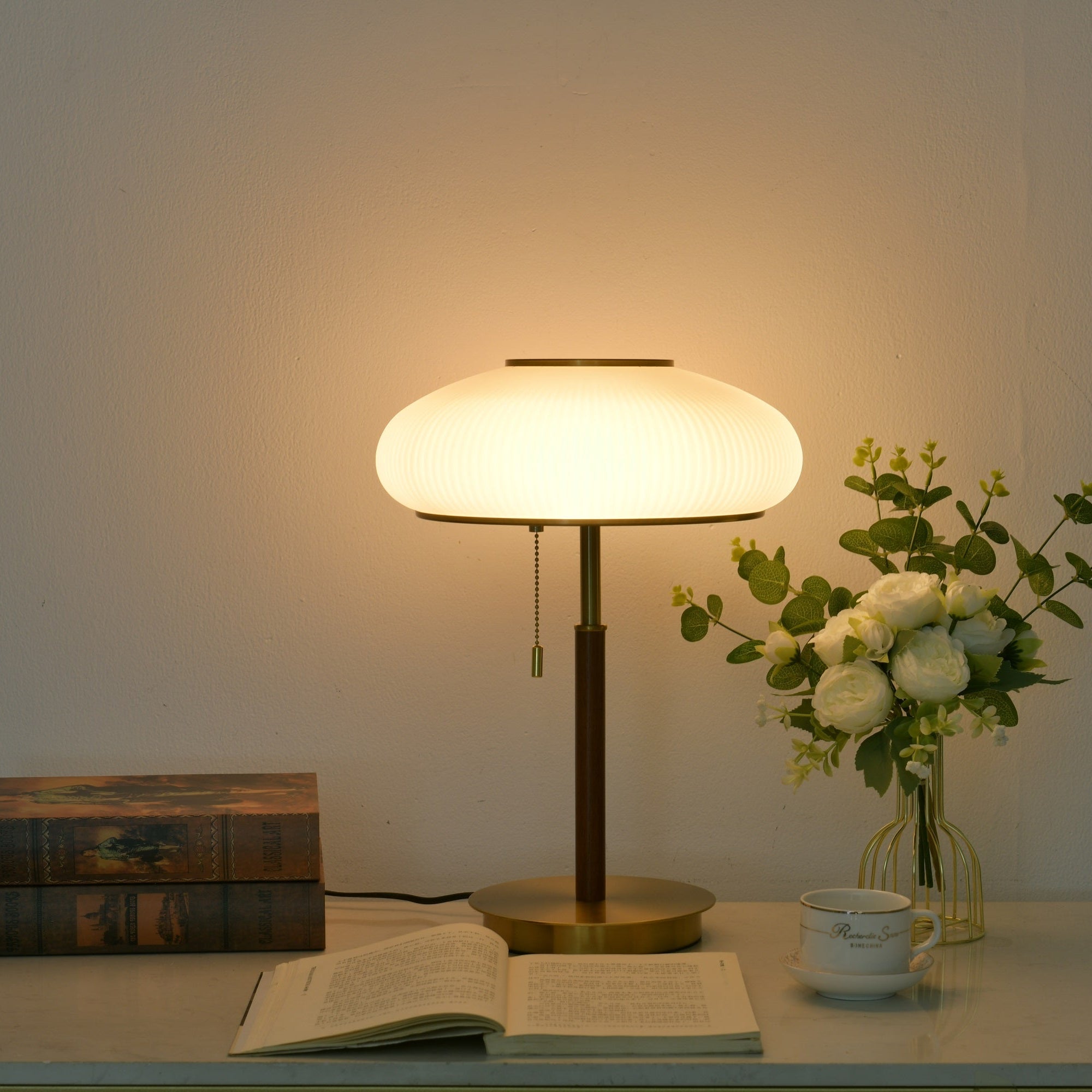 Dex Modern Glass Table Lamp-Neutral Decor