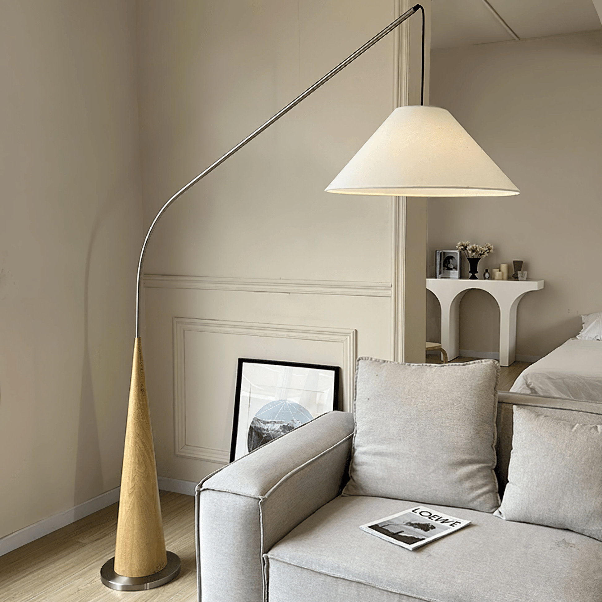 Uriah Minimalist Fabric Floor Lamp-Neutral Decor