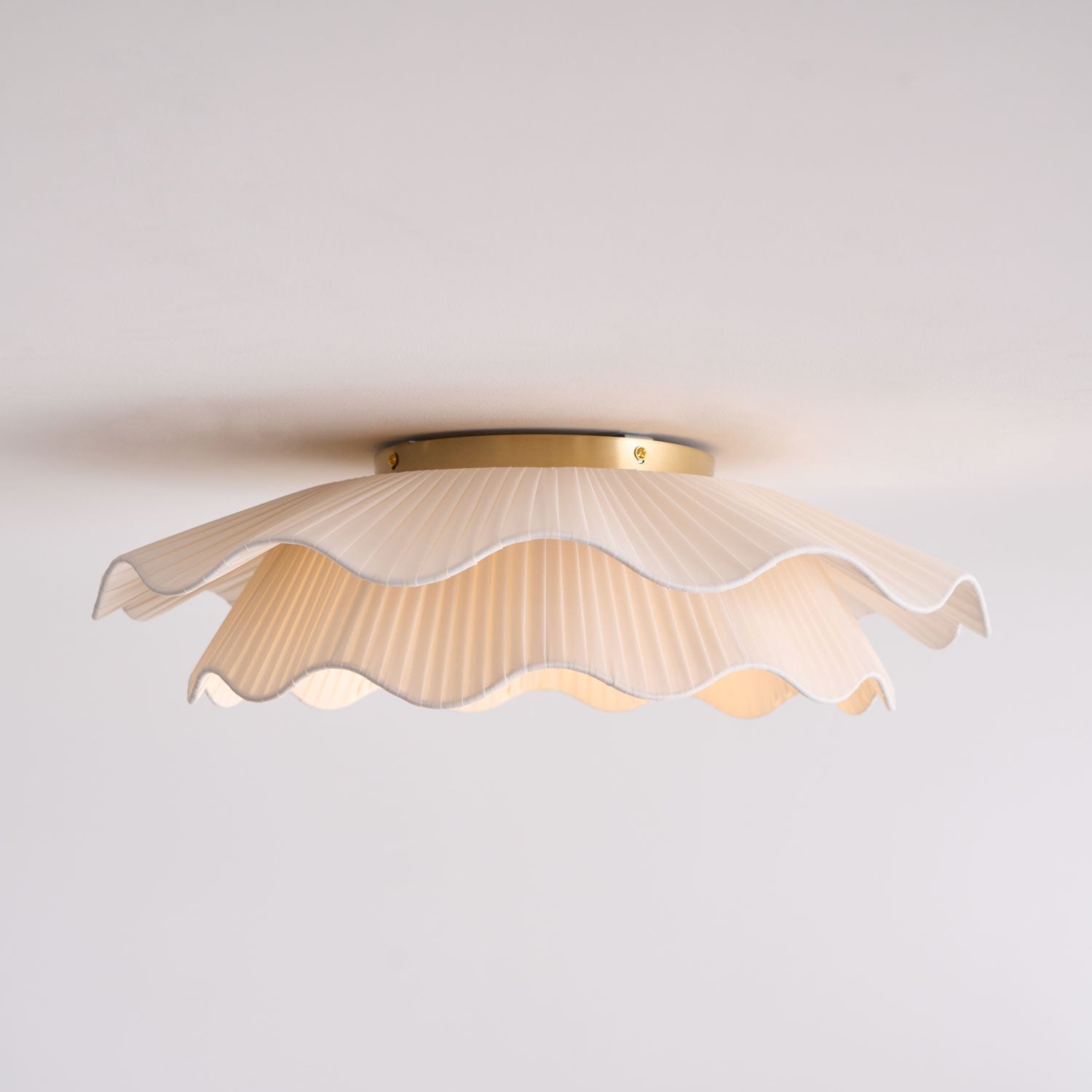 Mylirira Premium Elegance Wave Brass Fabric Ceiling Lamp-Neutral Decor