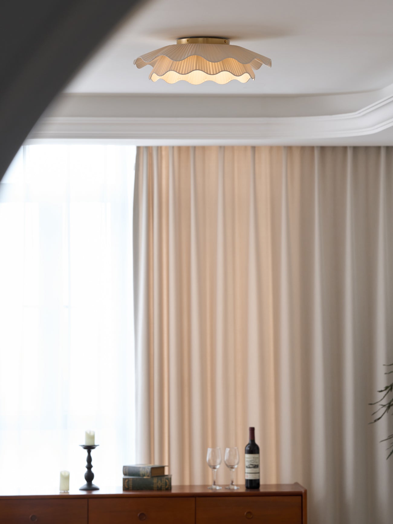 Mylirira Premium Elegance Wave Brass Fabric Ceiling Lamp-Neutral Decor