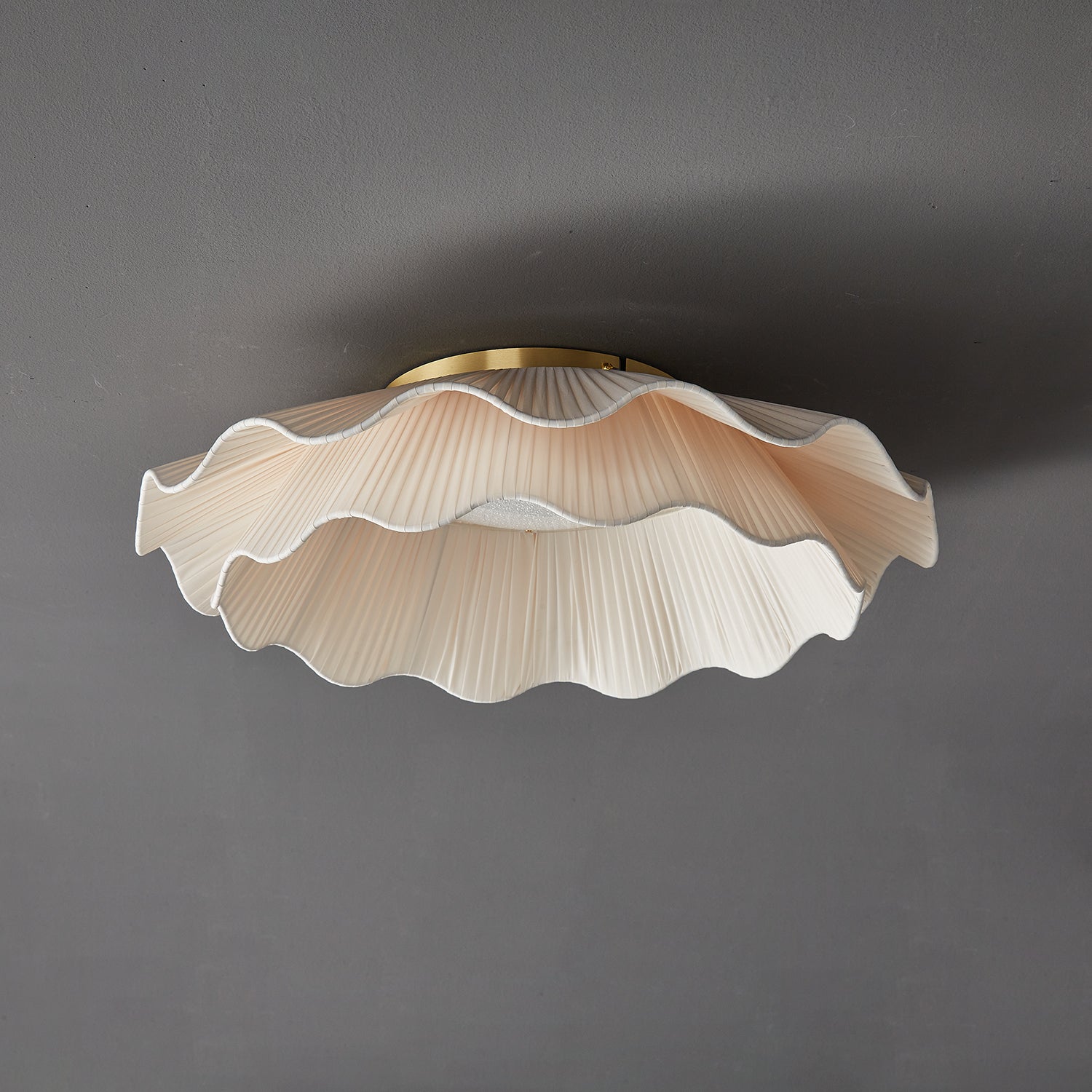 Mylirira Premium Elegance Wave Brass Fabric Ceiling Lamp-Neutral Decor