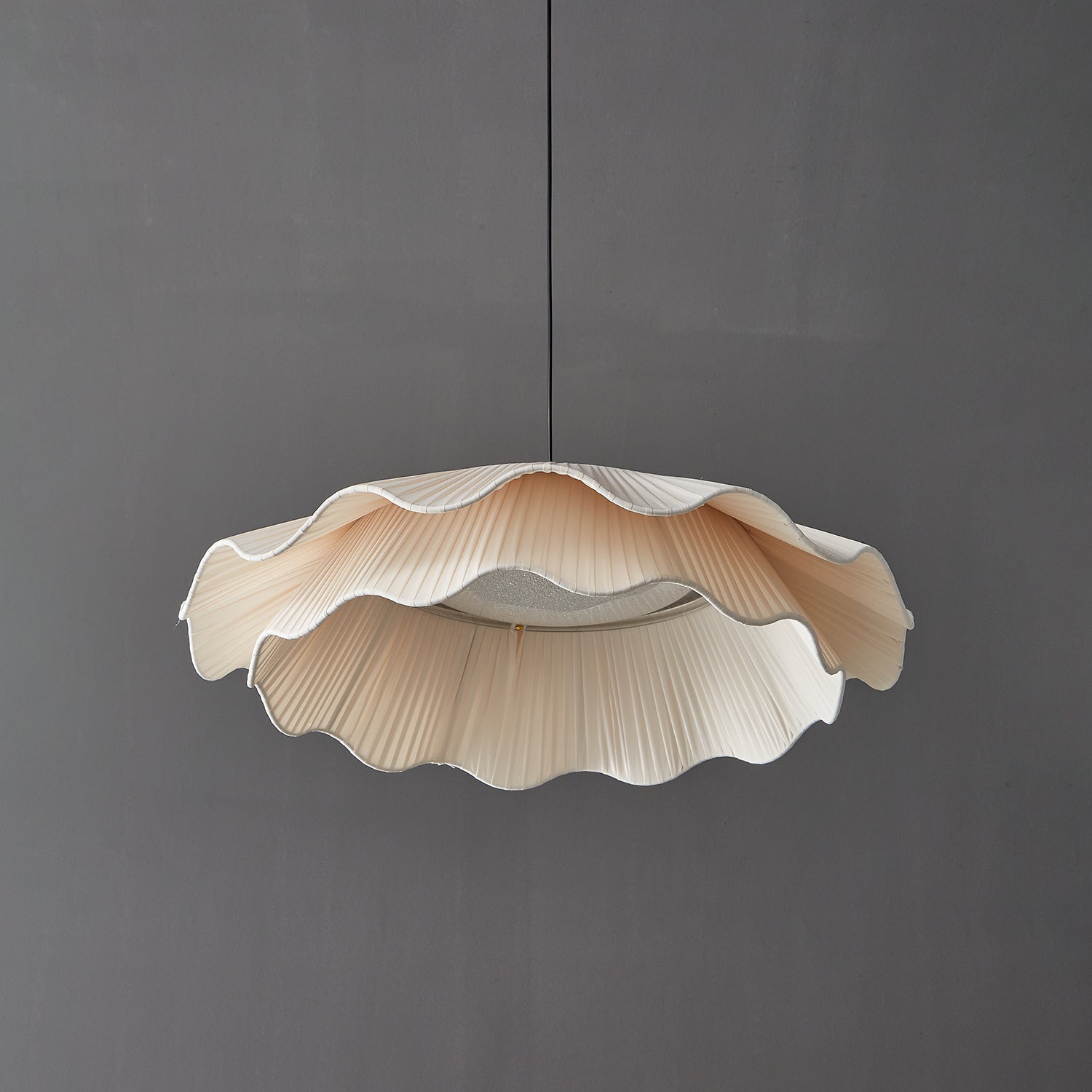 Ellorel Elegance Wave Brass Fabric Pendant Lamp-Neutral Decor