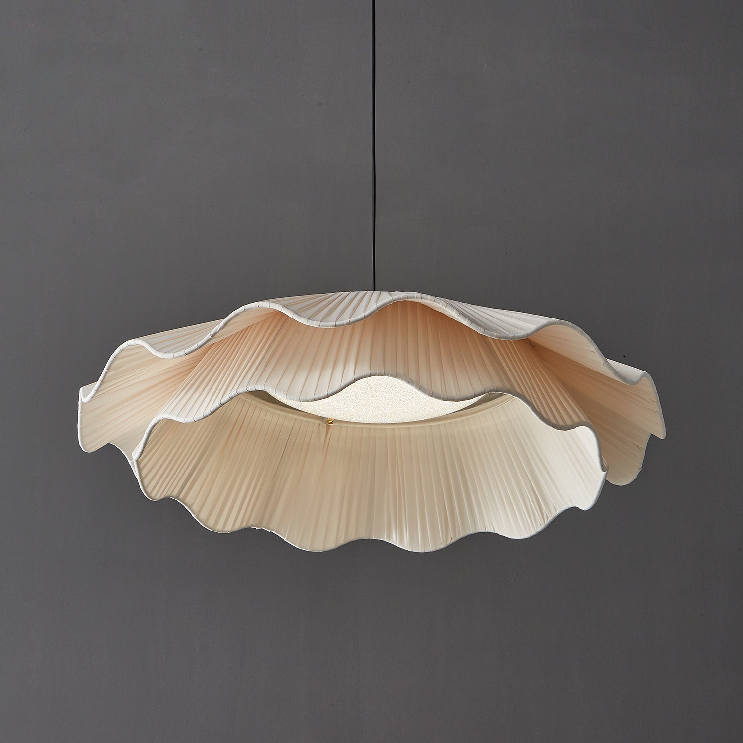 Ellorel Elegance Wave Brass Fabric Pendant Lamp-Neutral Decor