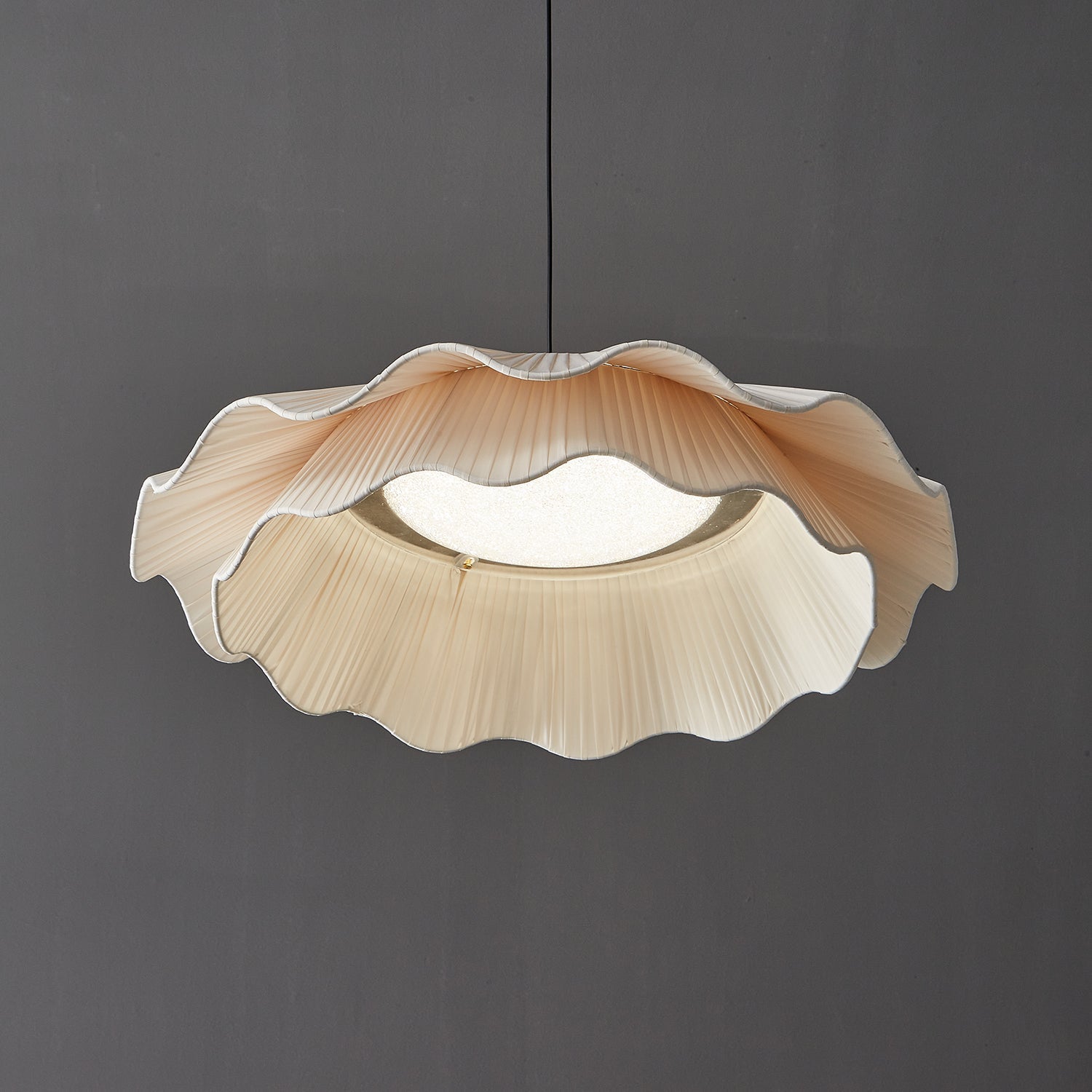 Ellorel Elegance Wave Brass Fabric Pendant Lamp-Neutral Decor