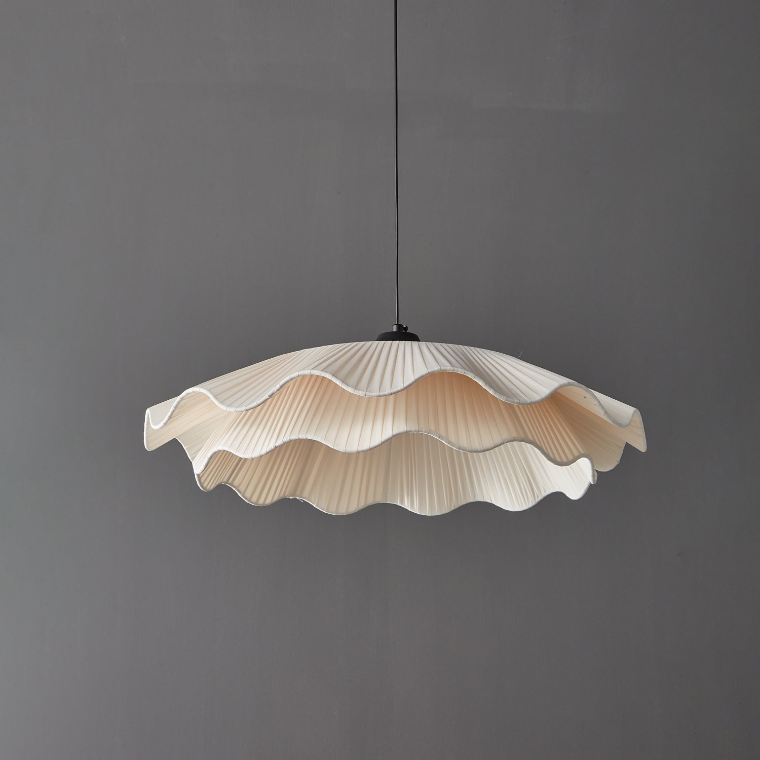 Ellorel Elegance Wave Brass Fabric Pendant Lamp-Neutral Decor