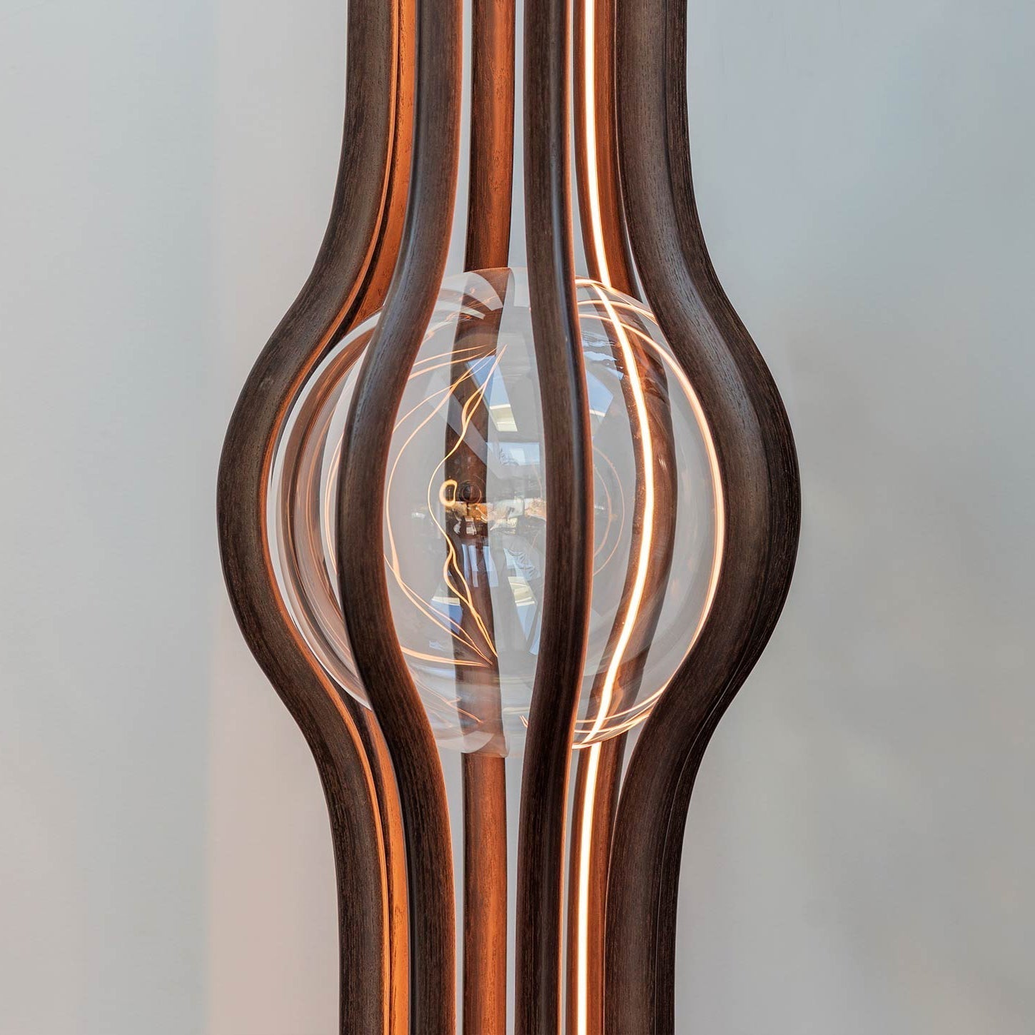 Vesper Floor Lamp