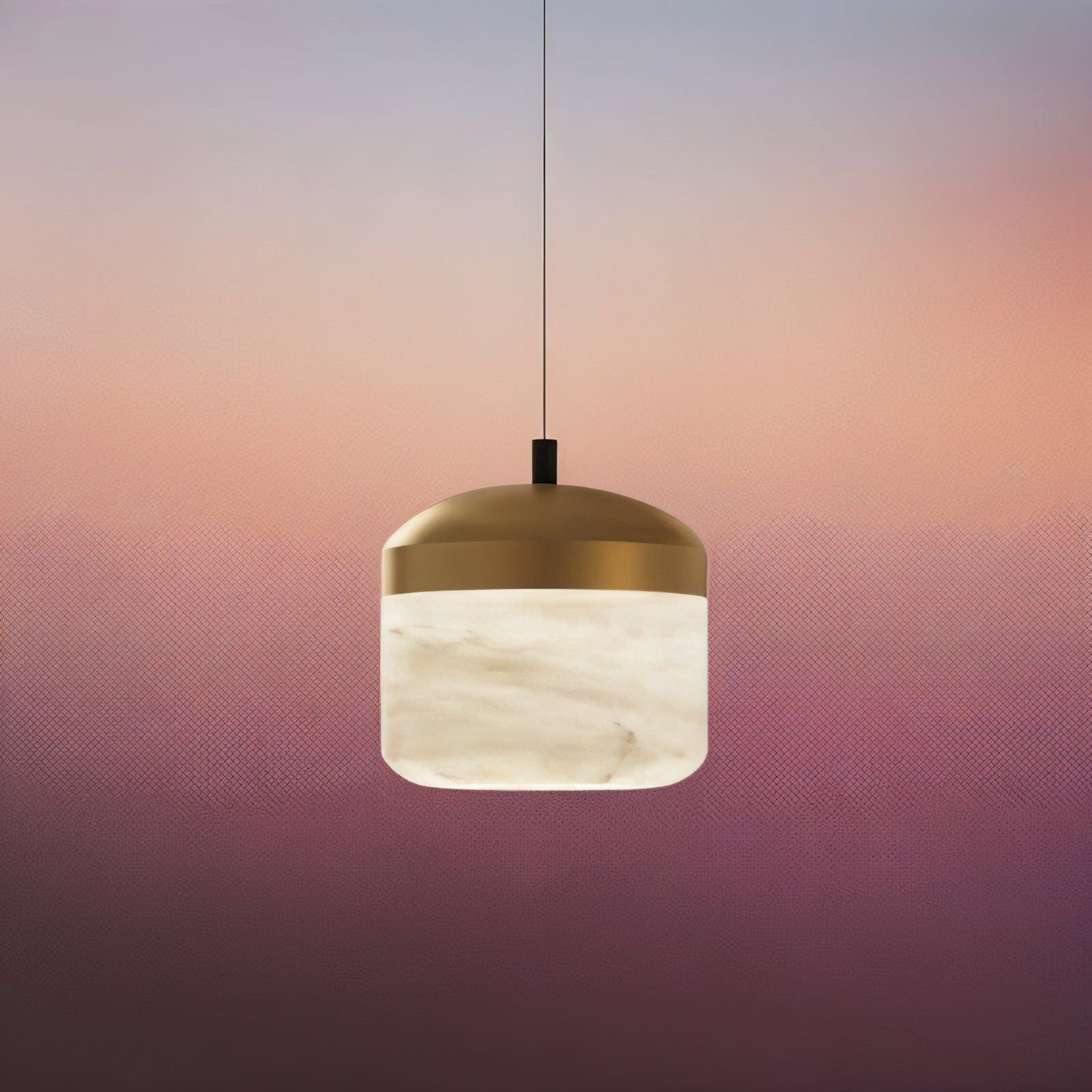 Detail of the alabaster stone pattern on the Asta lamp.