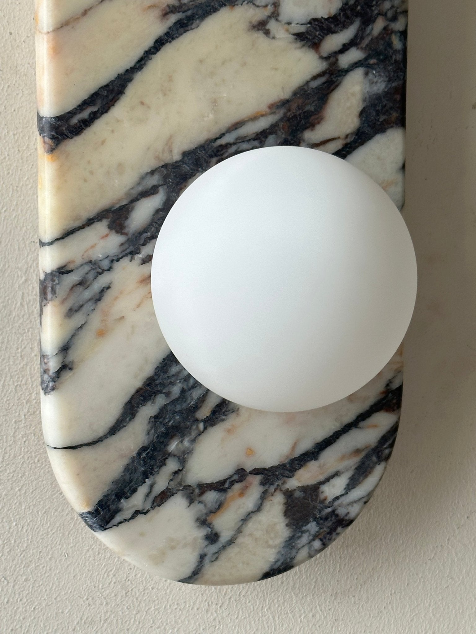 Dunoir Elegance Unique Glass Marble Wall Lamp-Neutral Decor