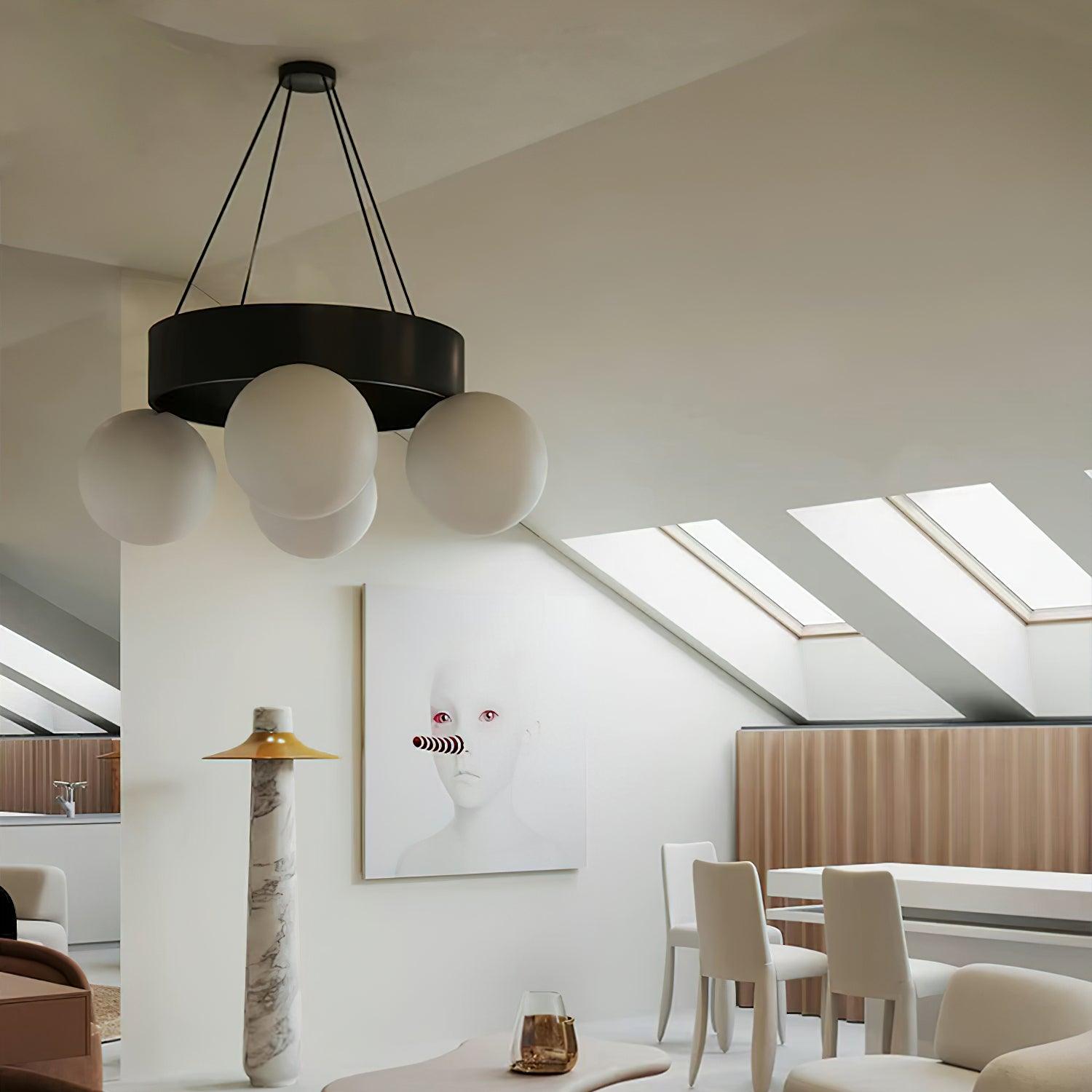 Riotas Chandelier