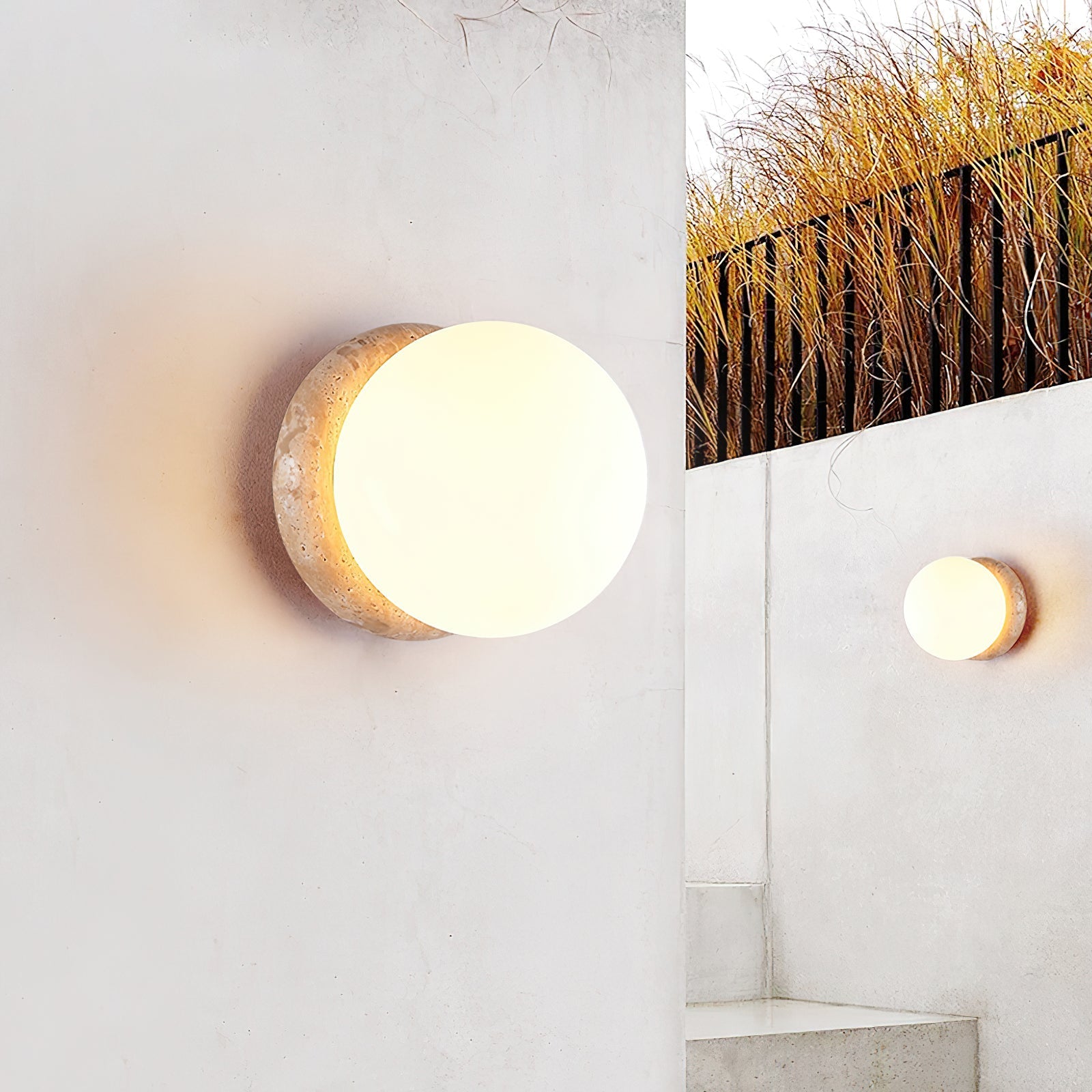 Caliror Round-Plate Travertine Wall Light-Neutral Decor