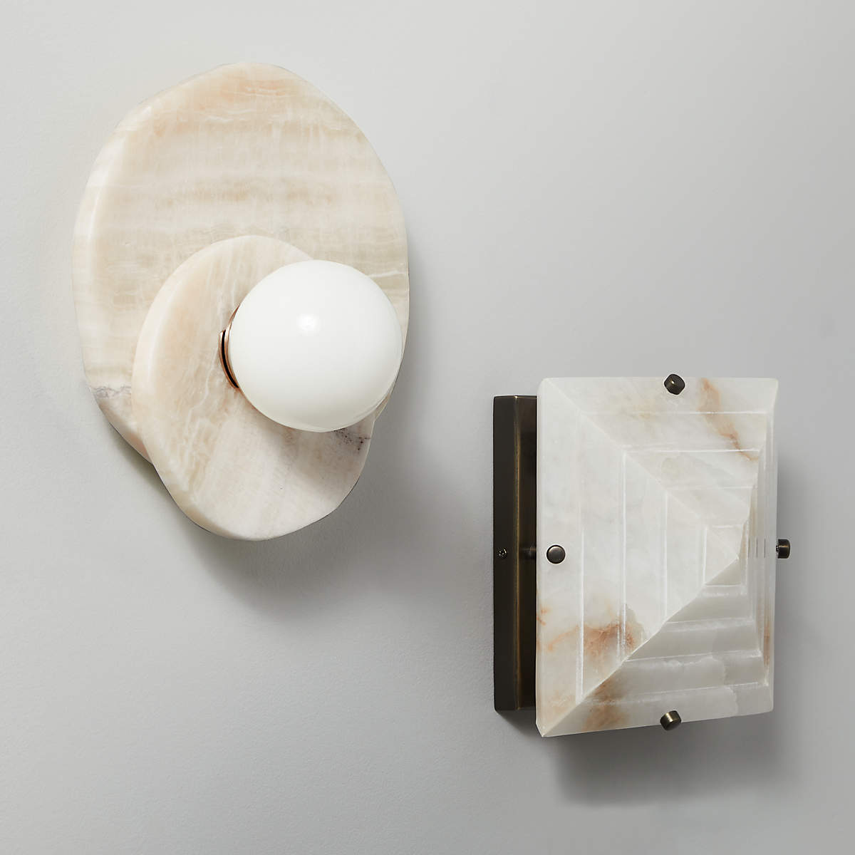 Alorarae Organic Alabaster Wall Light-Neutral Decor