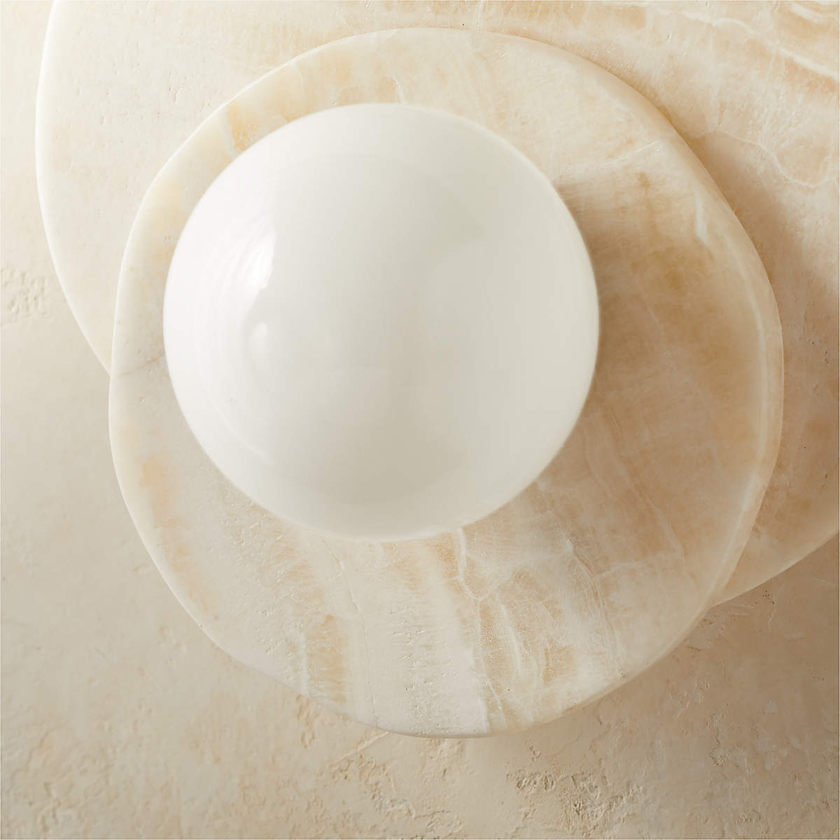 Alorarae Organic Alabaster Wall Light-Neutral Decor
