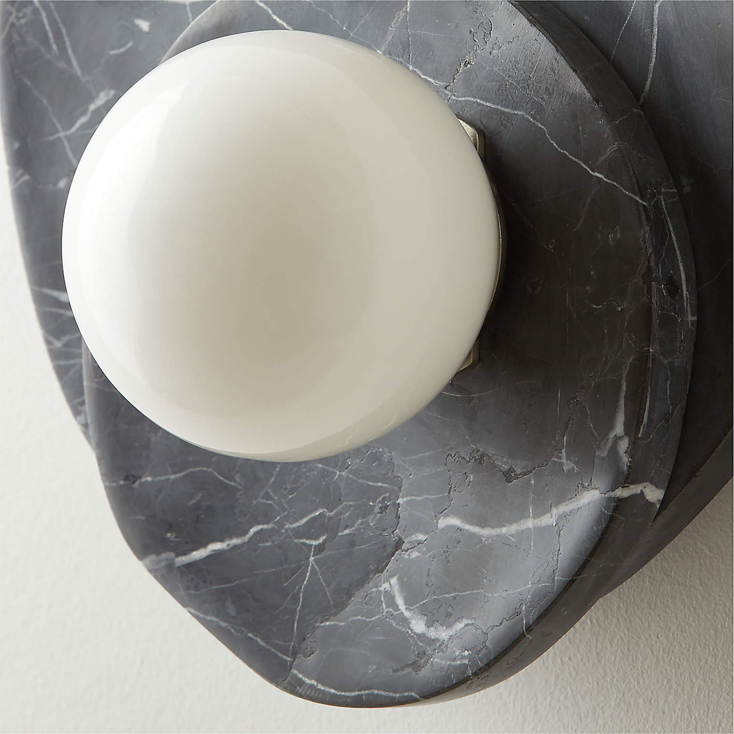Alorarae Organic Alabaster Wall Light-Neutral Decor