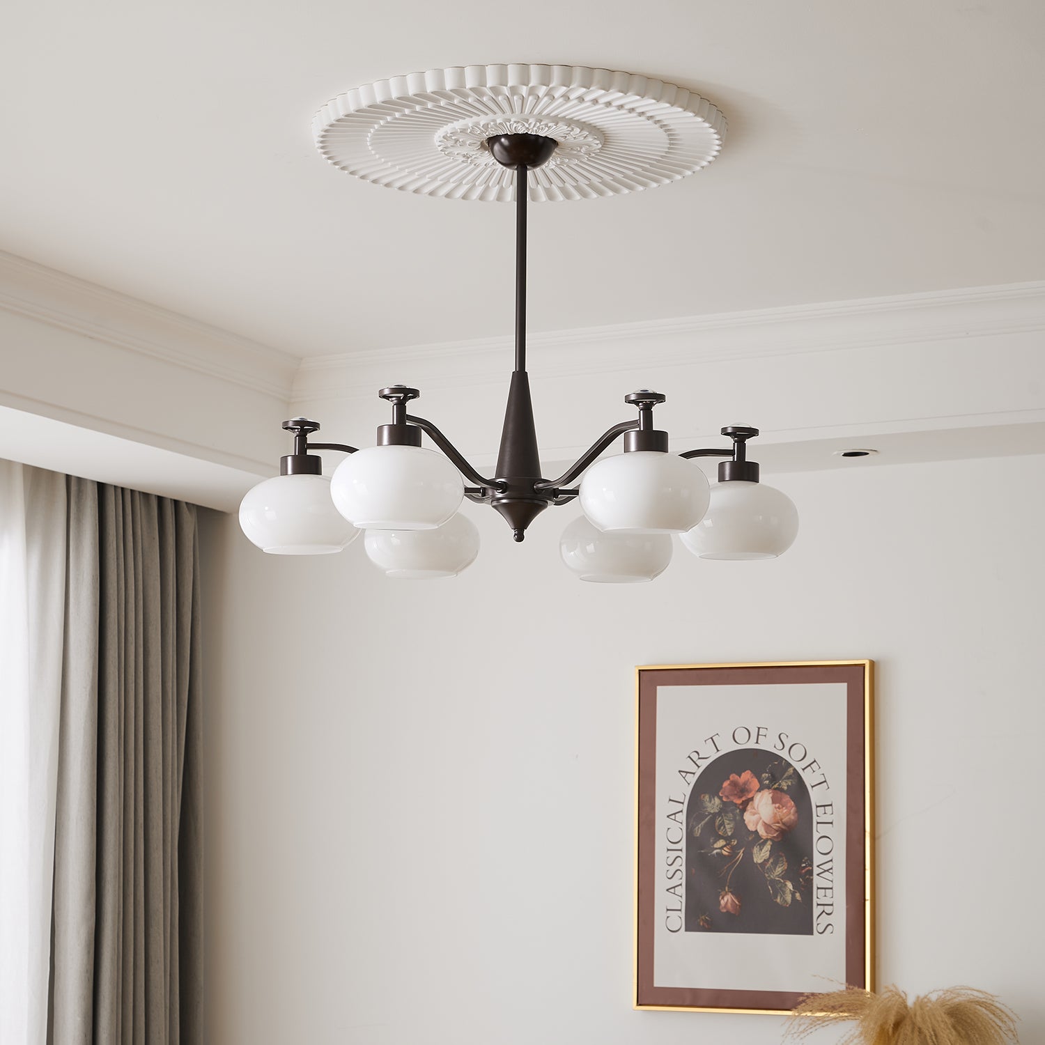 Althaen Elegance Vintage Glass Chandelier-Neutral Decor