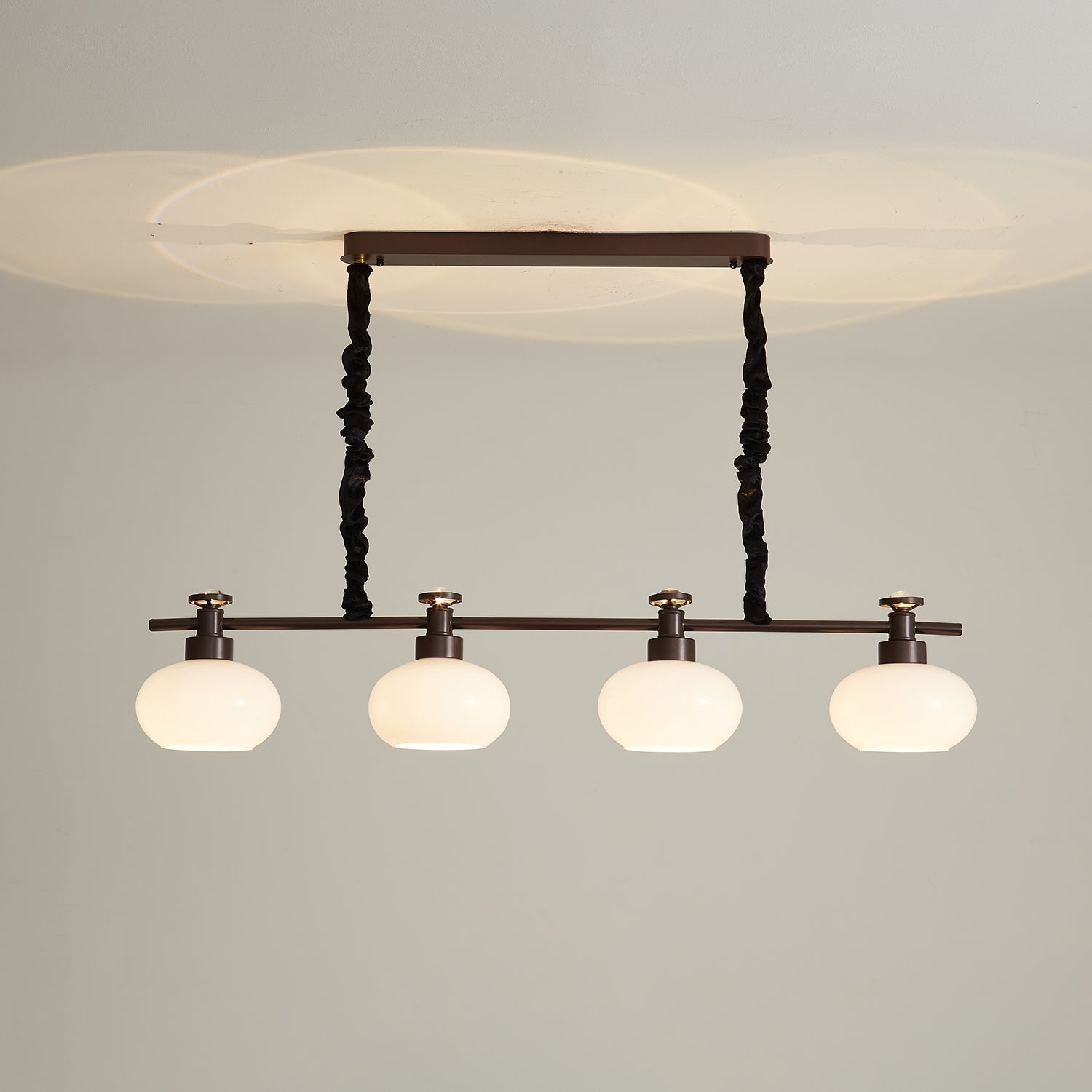 Althaen Elegance Vintage Glass Chandelier-Neutral Decor