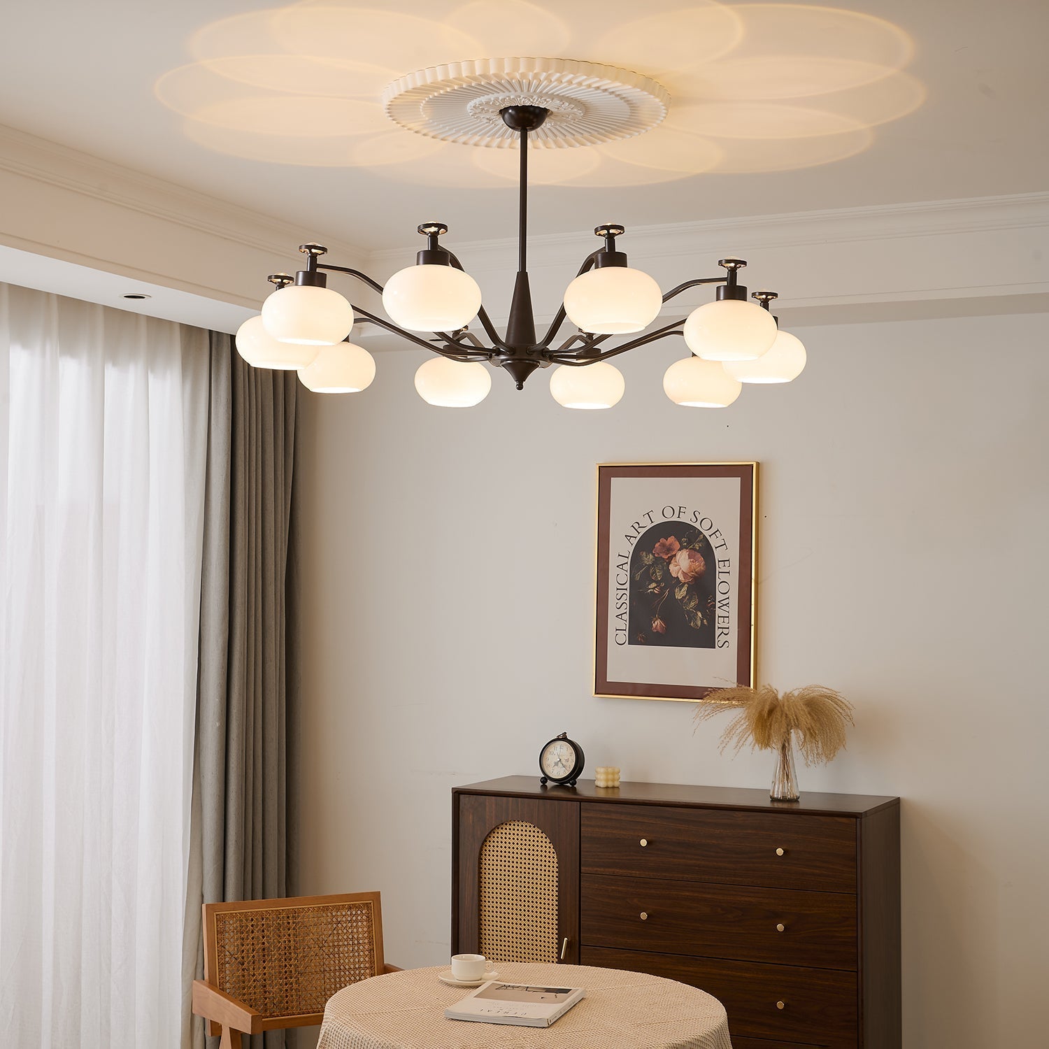 Althaen Elegance Vintage Glass Chandelier-Neutral Decor