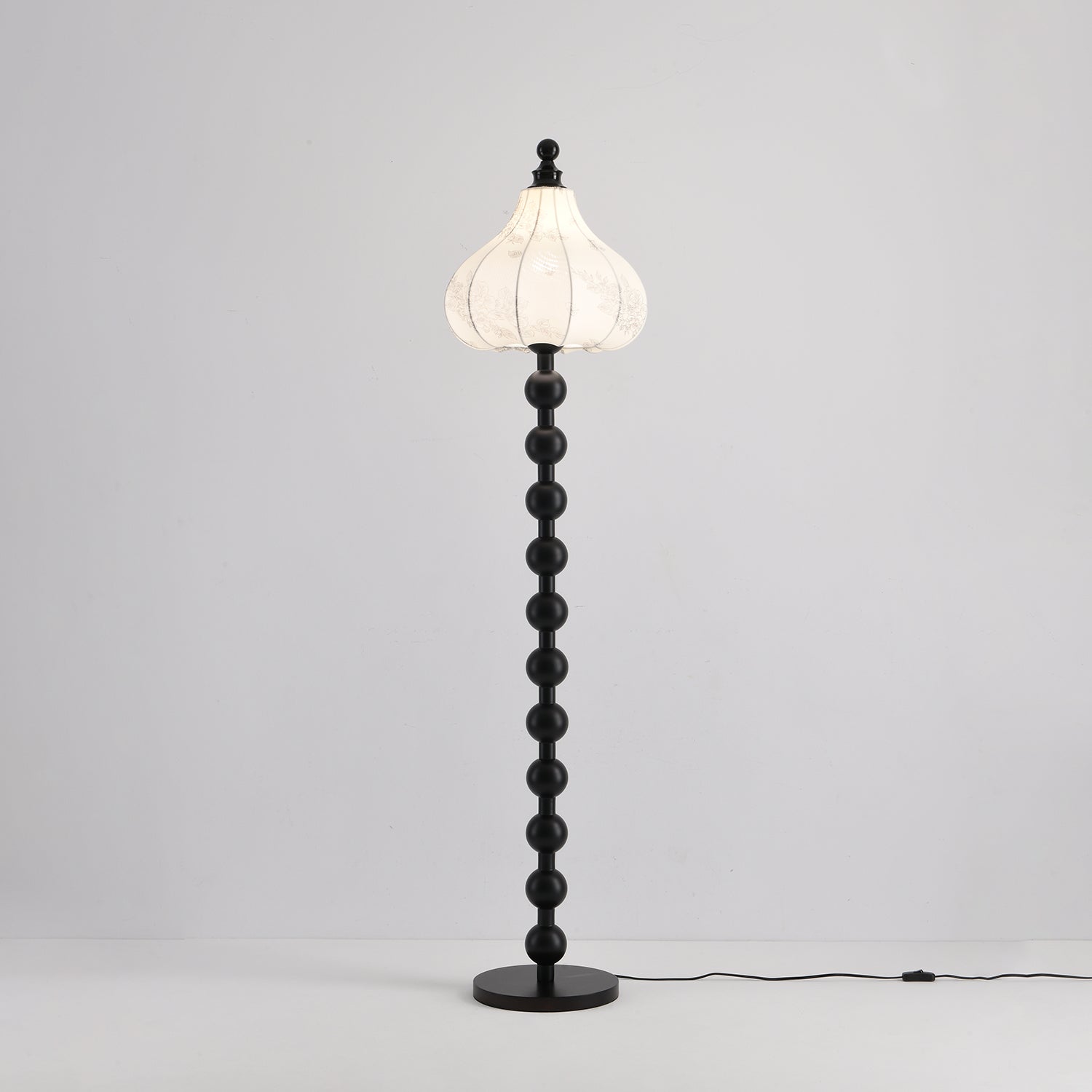 Ezra Modern Floor Lamp-Neutral Decor
