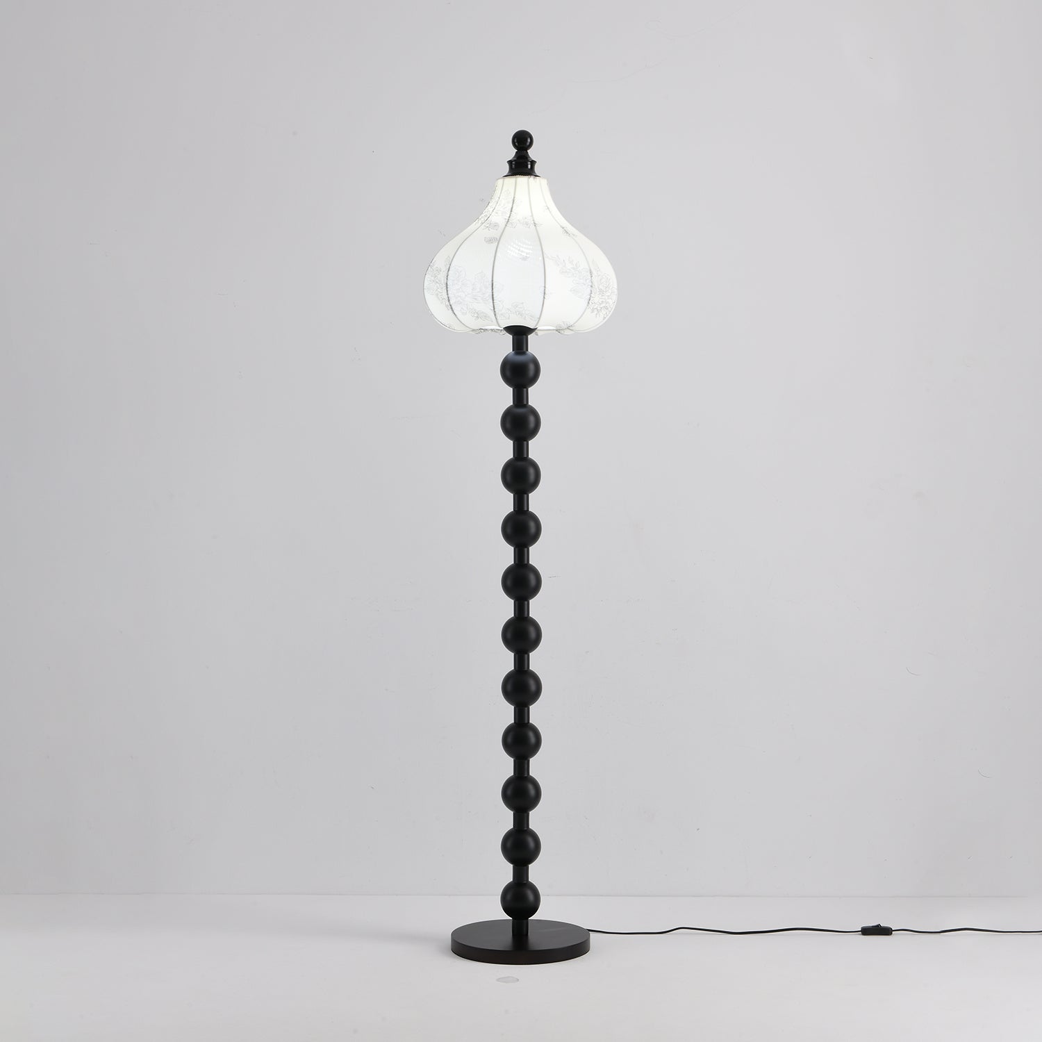 Ezra Modern Floor Lamp-Neutral Decor