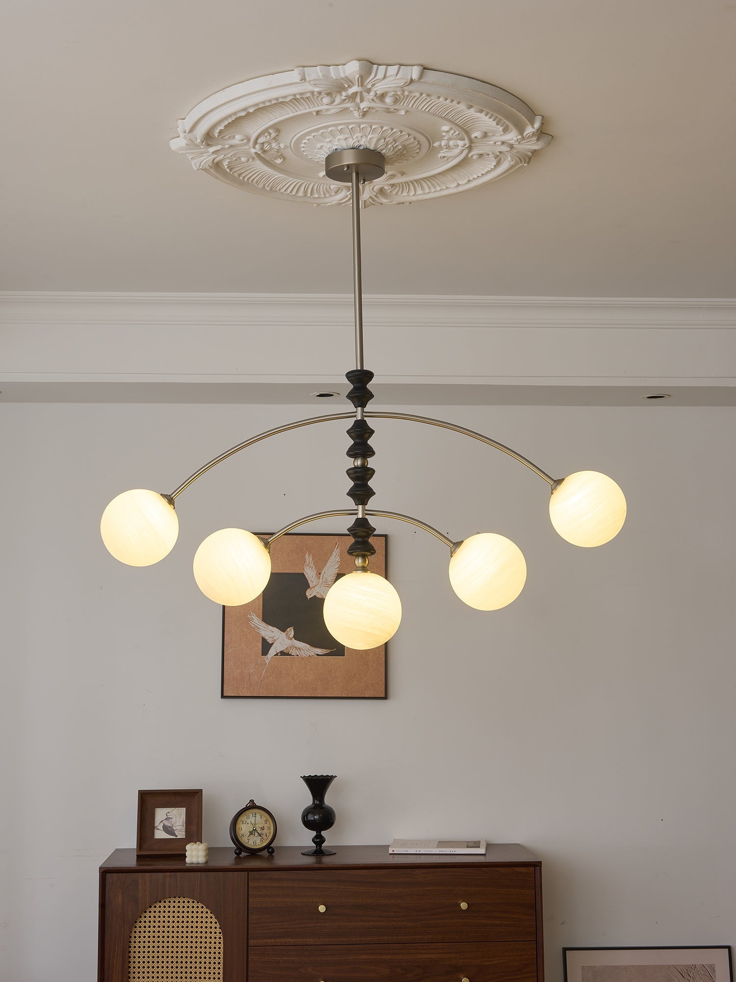 Cucarara Traditional Nordic Art Arc Wood Chandelier-Neutral Decor