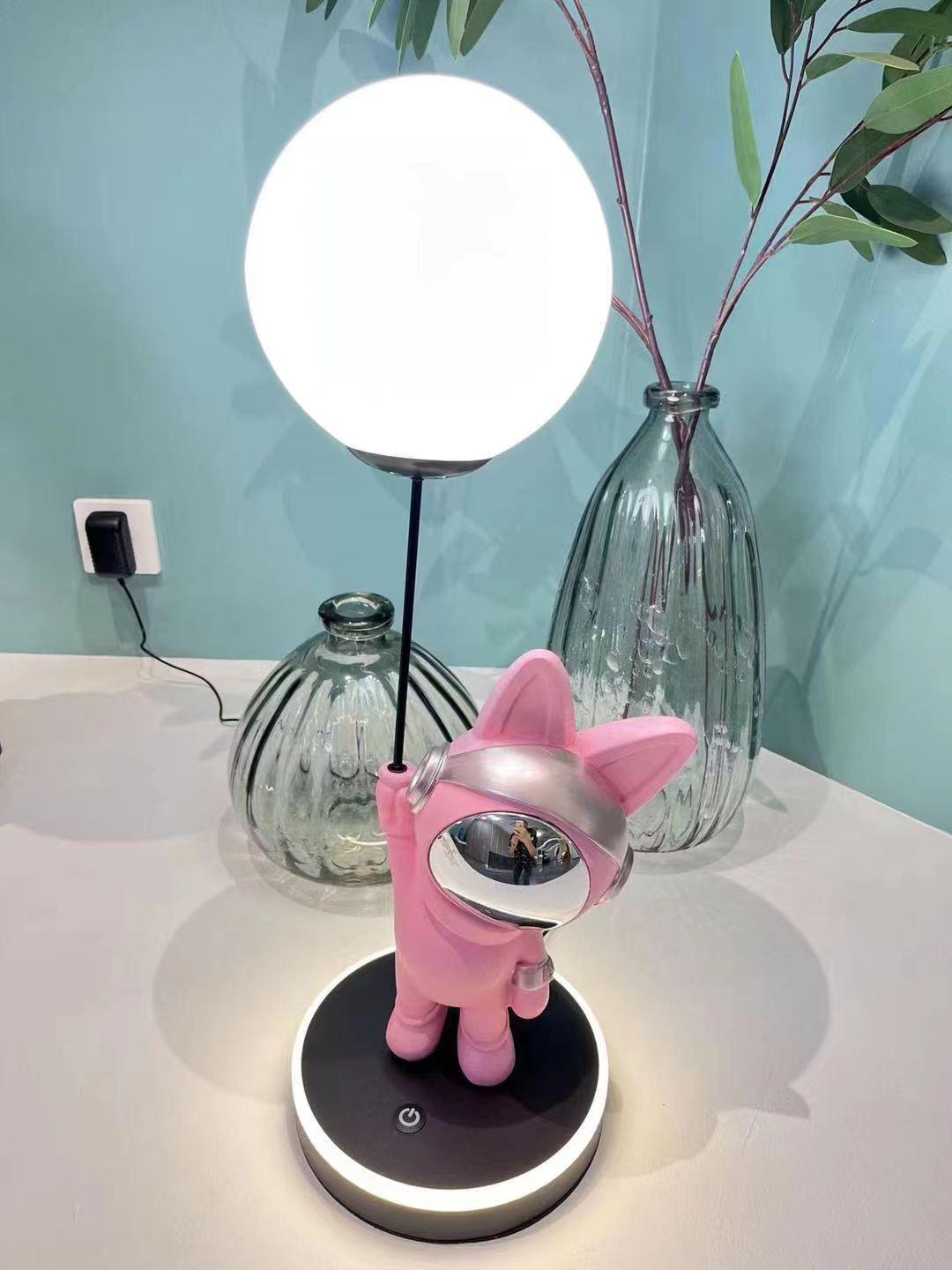 Stellar Astronaut and Planet Lamp-Neutral Decor