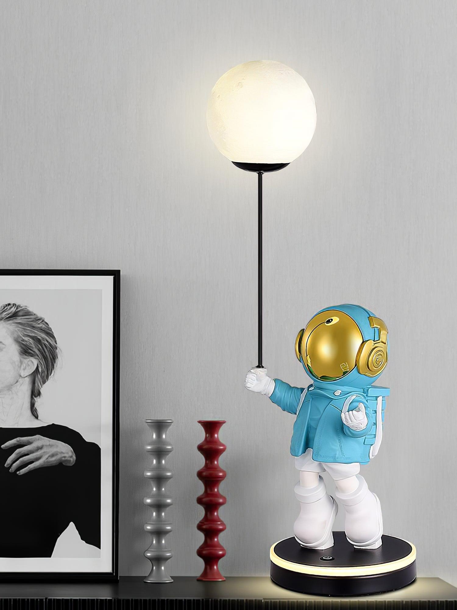Stellar Astronaut and Planet Lamp-Neutral Decor