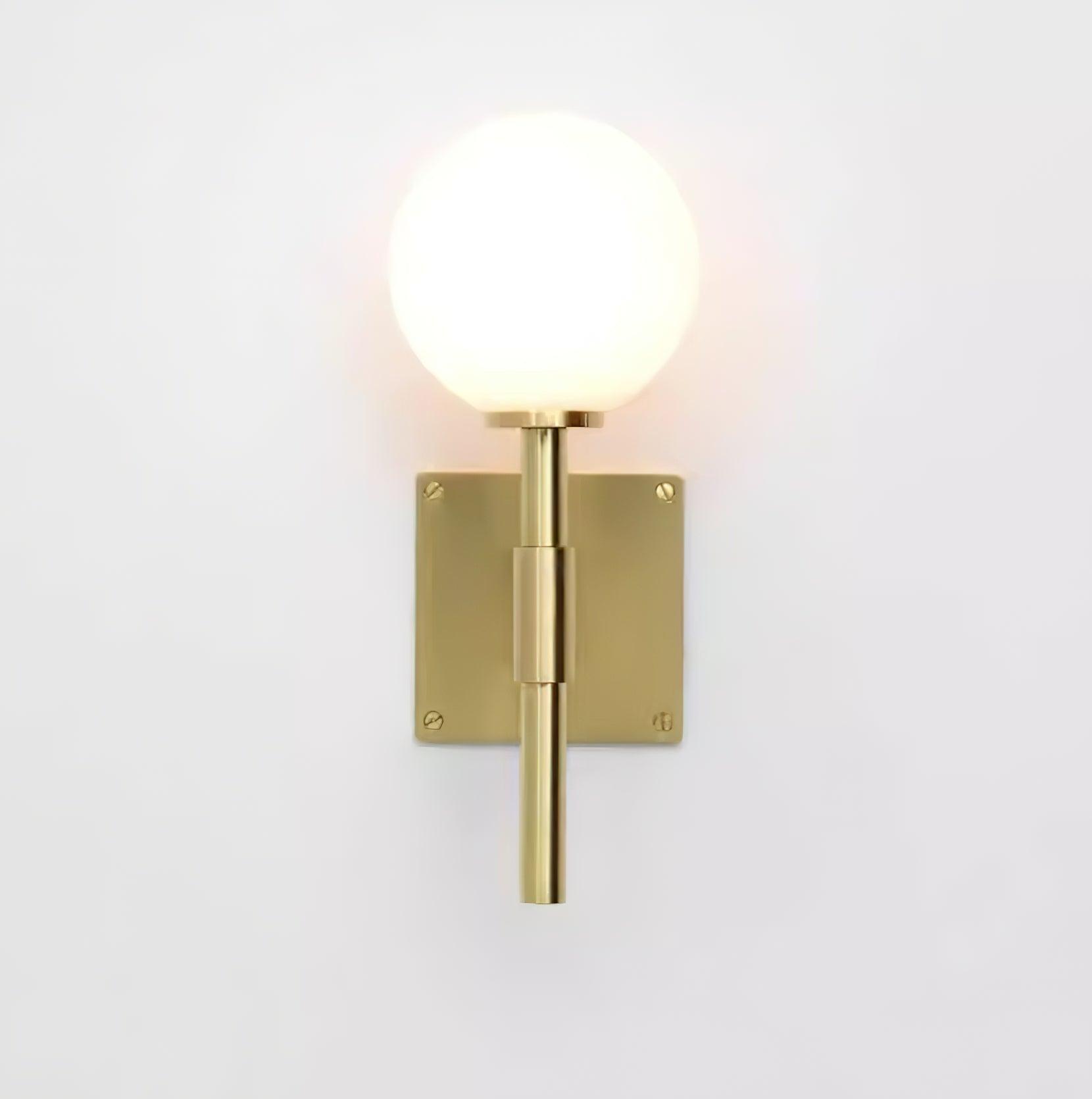 Lila Wall Lamp