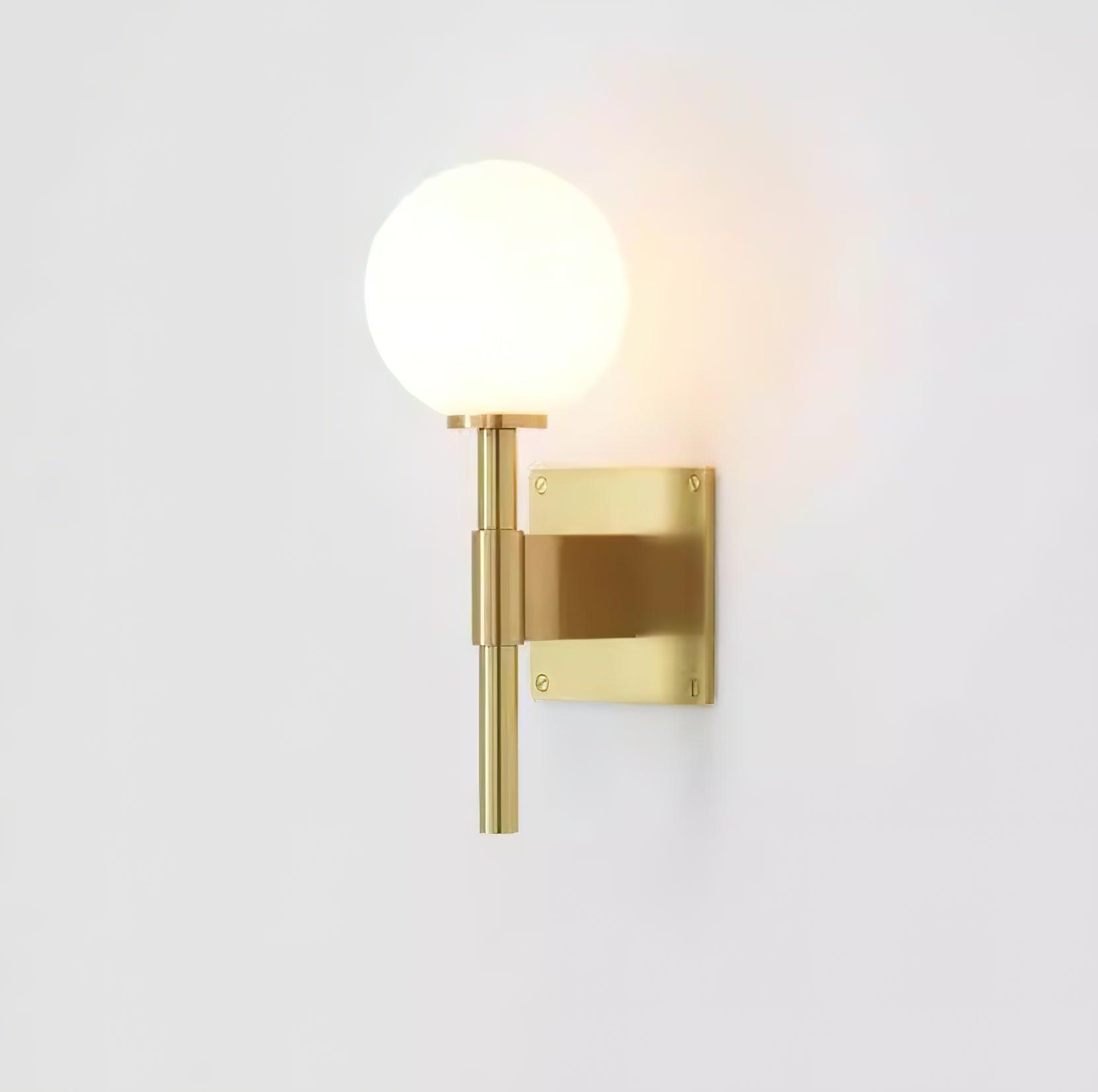 Lila Wall Lamp