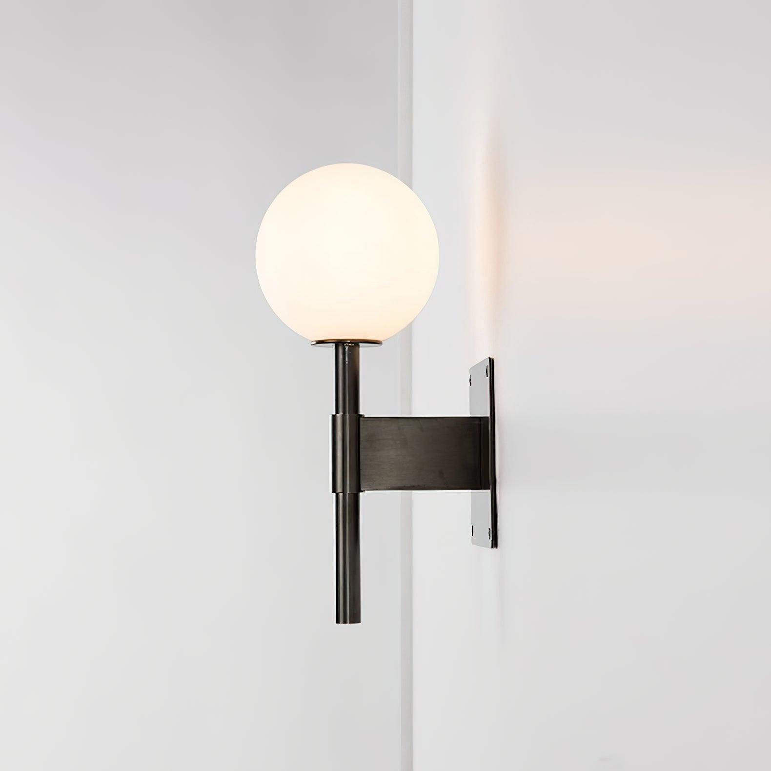 Lila Wall Lamp