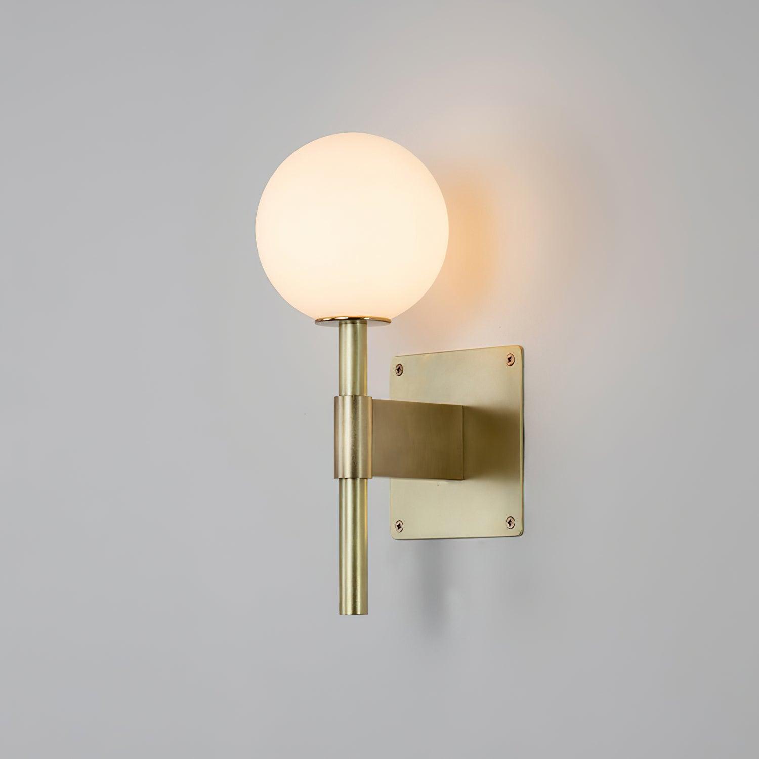 Lila Wall Lamp