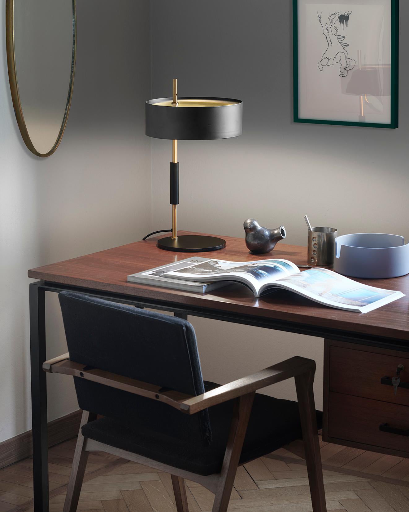 Zenith Minimalist Table Lamp-Neutral Decor