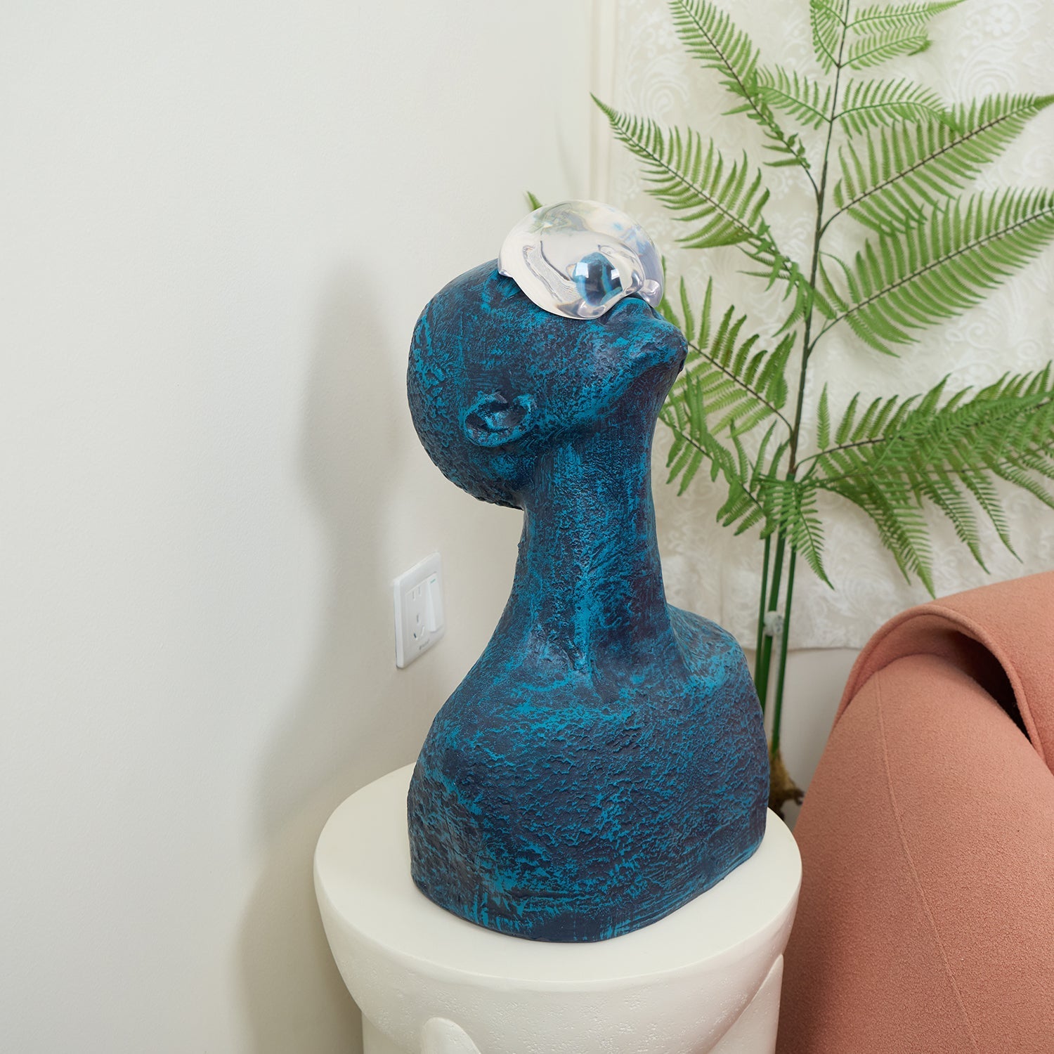 Bolt Guardian Sculpture Table Ornaments-Neutral Decor