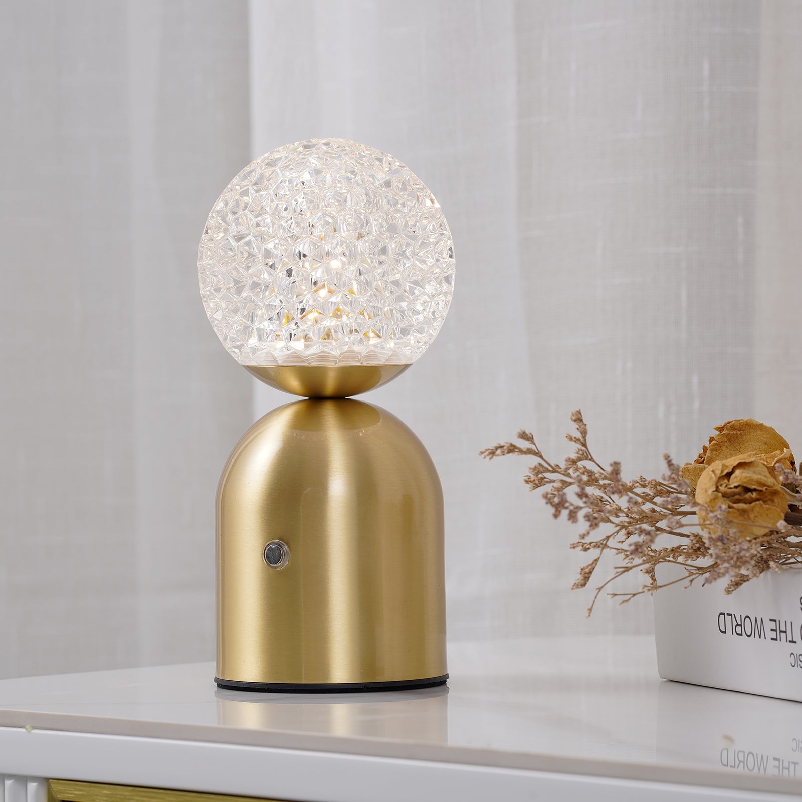 Skylar Luxury Table Lamp-Neutral Decor