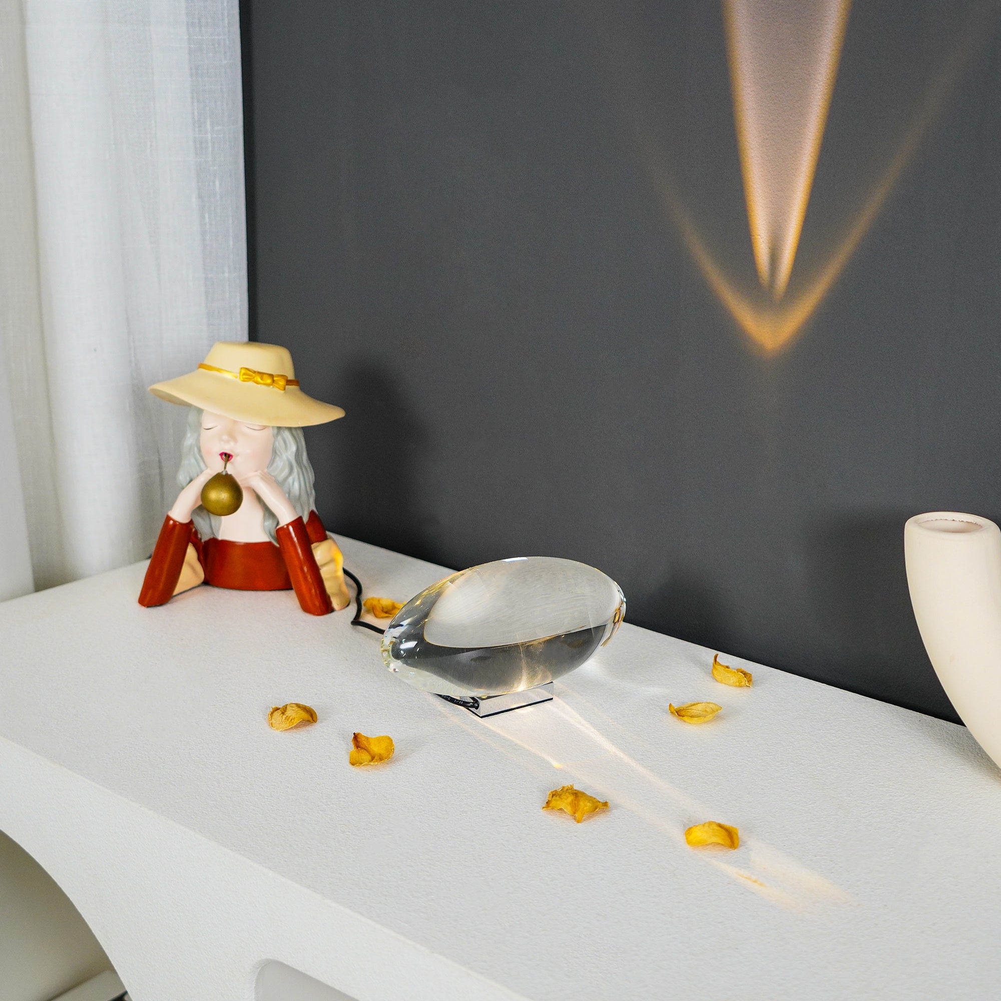 Solarece Crystal Minimalist Table Lamp-Neutral Decor
