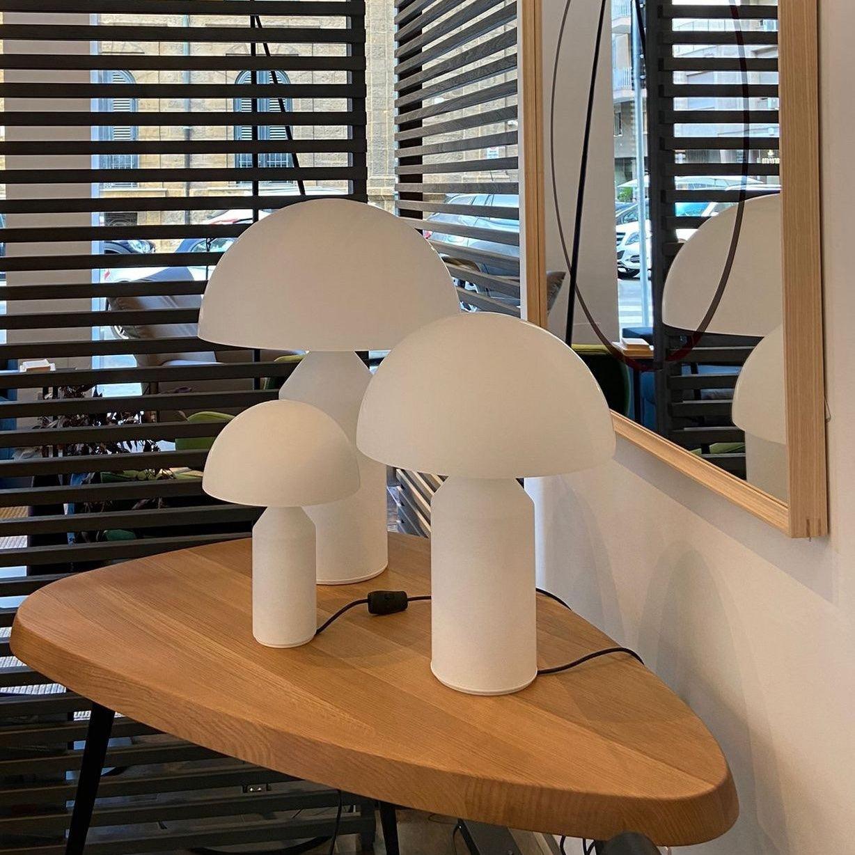 Hesrin Glass Artistic Table Lamp-Neutral Decor